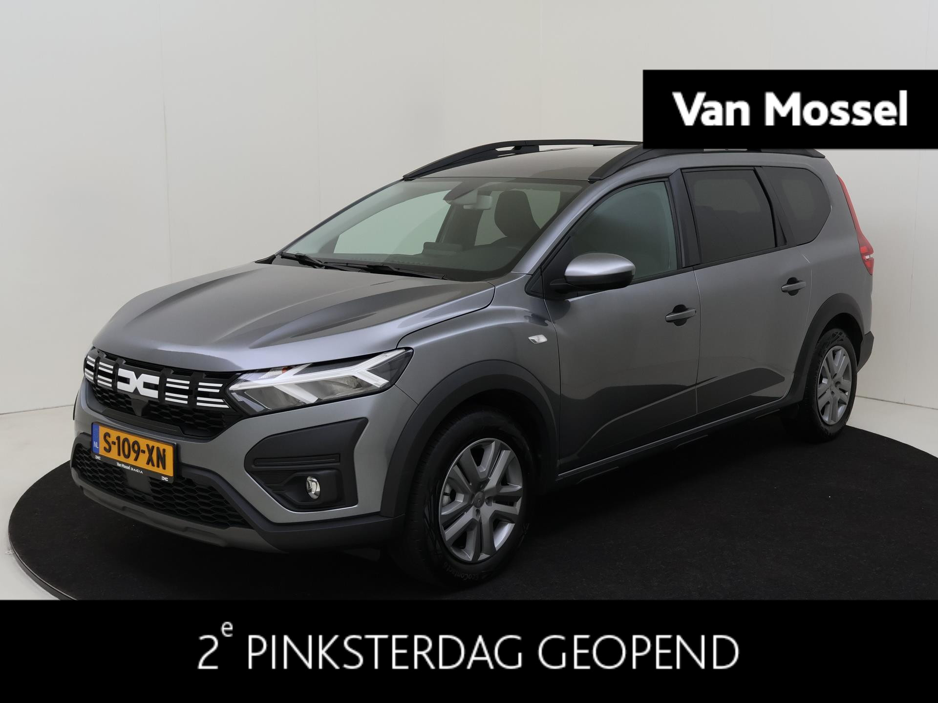 Dacia Jogger 1.6 Hybrid 140 Expression 7p. | Climate Control | PDC achter | Camera | Apple Carplay & Android Auto | Licht- en Regensensor | Privacy Glass | LED-Verlichting