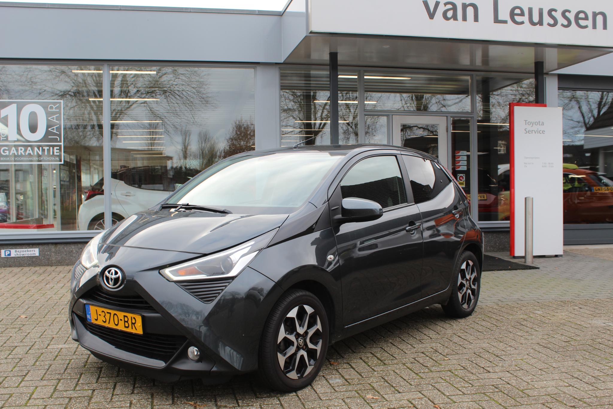 Toyota Aygo 1.0 VVT-I X-JOY CLIMA EL.RAMEN APPLE/ANDROID DAB PRIVACY GLASS CAMERA