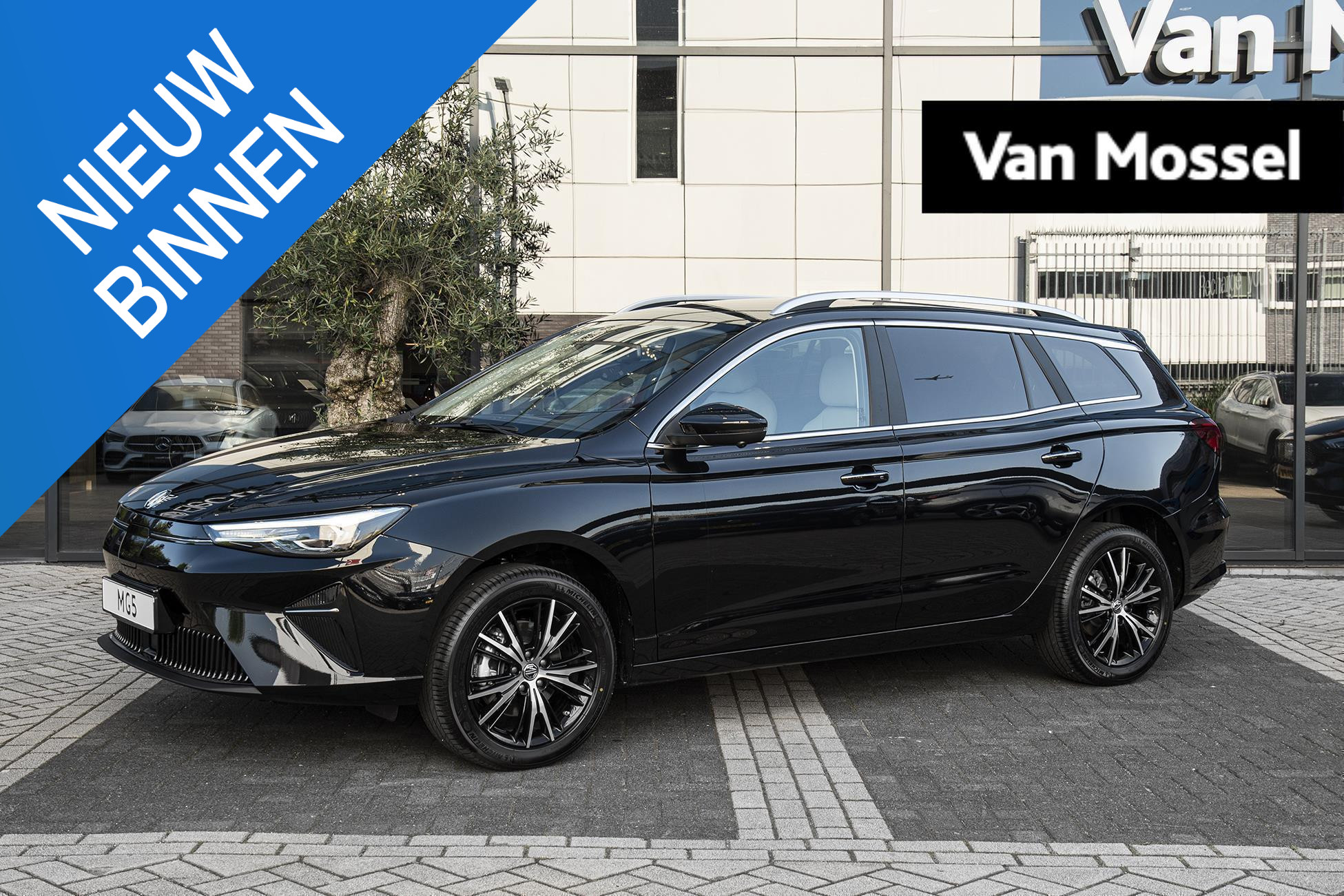 MG 5 Long Range Comfort 61 kWh | 400 km WLTP | 3-fase lader | 7 jaar garantie 150.000 km| Incl. €9.000 voordeel + € 2.500 zero-emissie inruilbonus*!