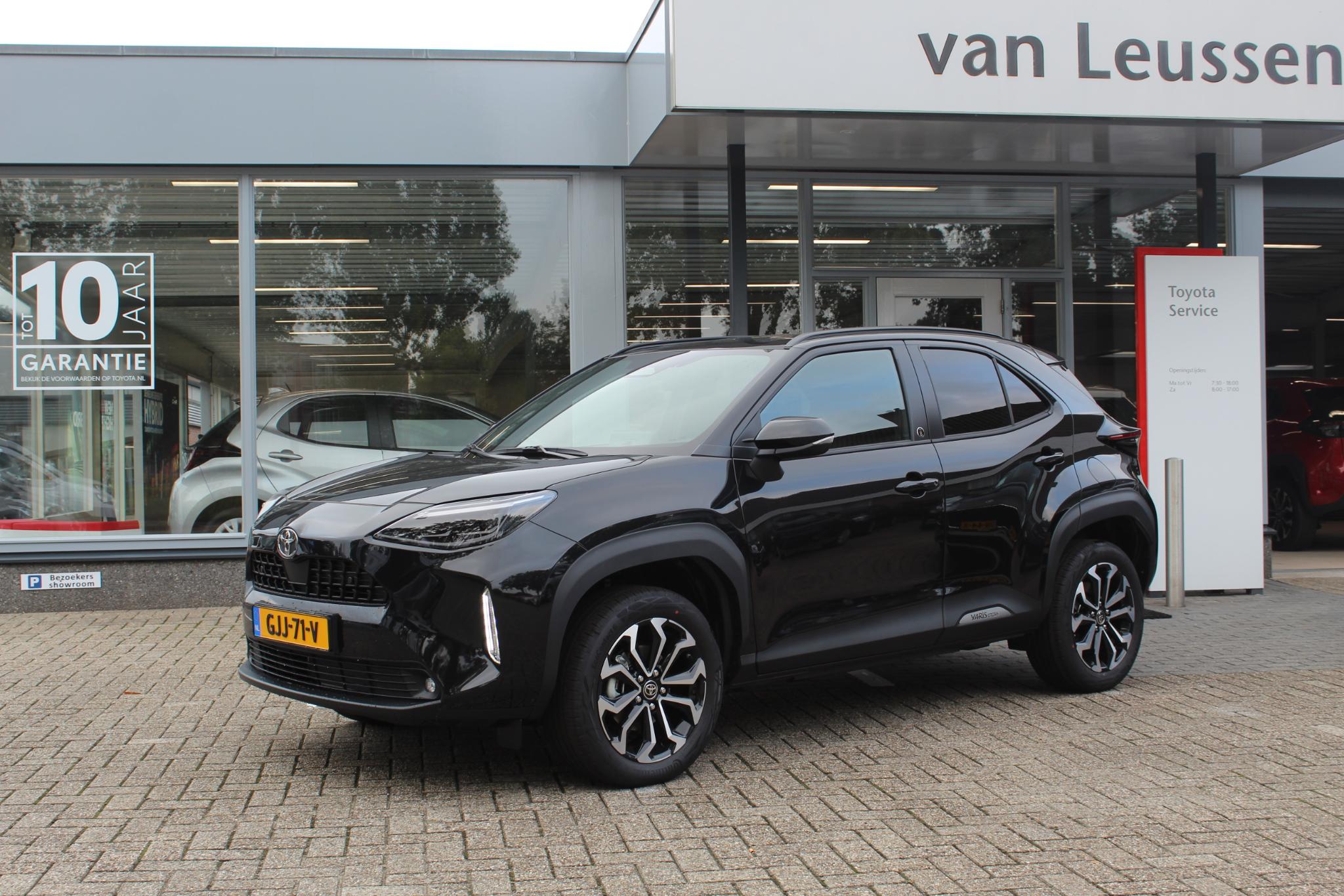 Toyota Yaris Cross 1.5 HYBRID 130 DYNAMIC DODEHOEK PARK.SENSOREN V+A STUUR & RUITENWISSER & STOEL VERW KEYLESS LED