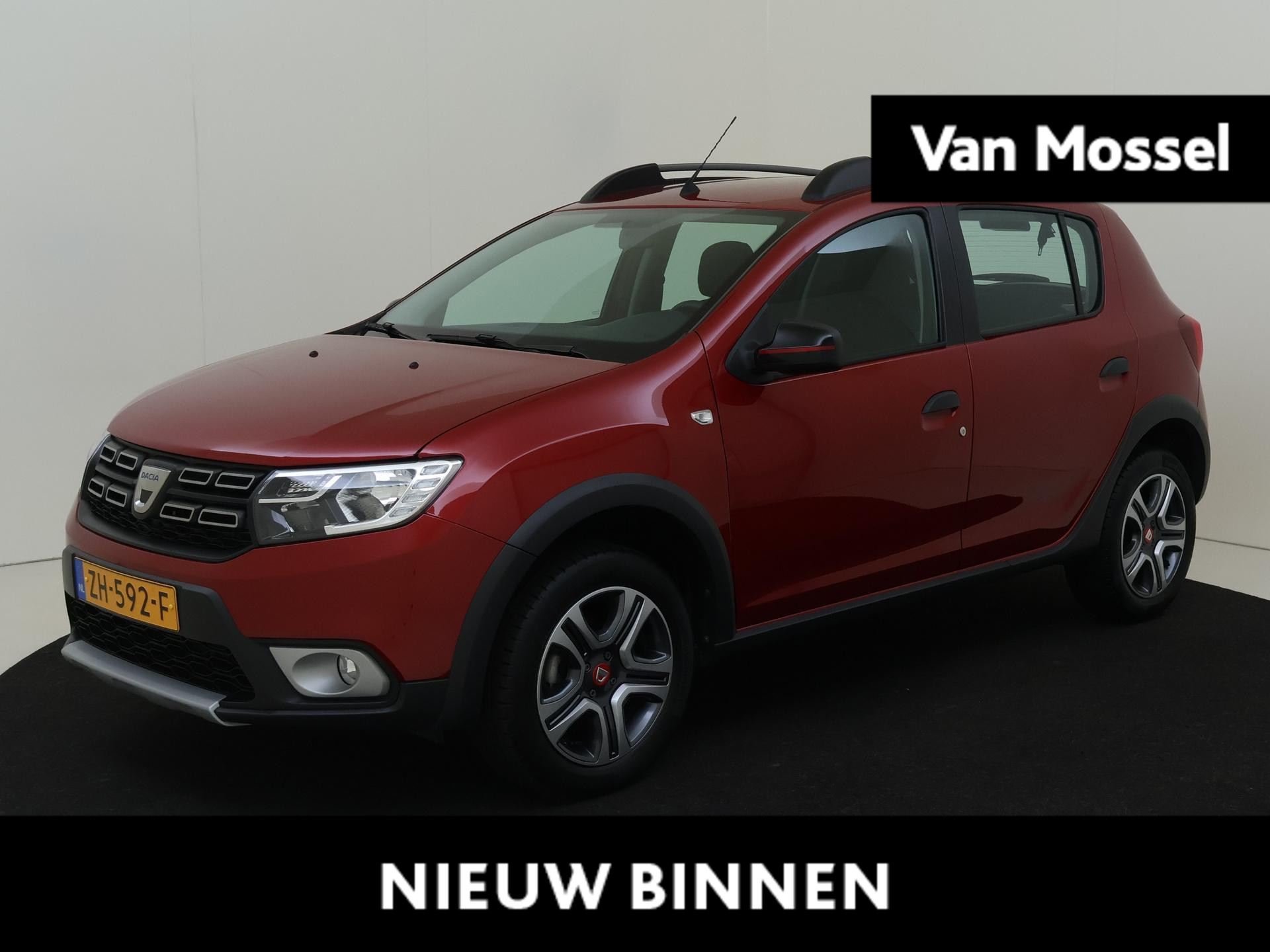 Dacia Sandero 0.9 TCe 90 PK Tech Road Navigatie | Climate Control | Parkeersensoren Achter | Camera