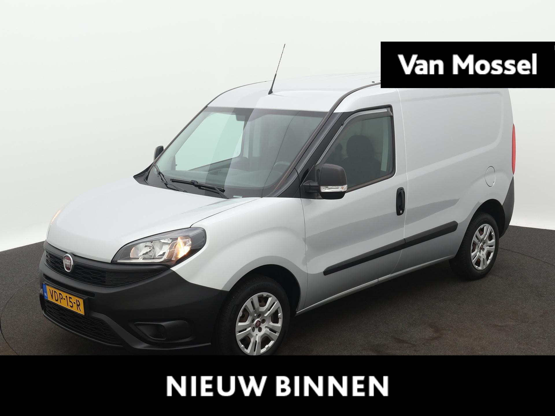 Fiat Doblò Cargo 1.6 MJ L1H1 ECO JET | 105pk | Laadvloer | Trekhaak | Airco | 90.000km! |