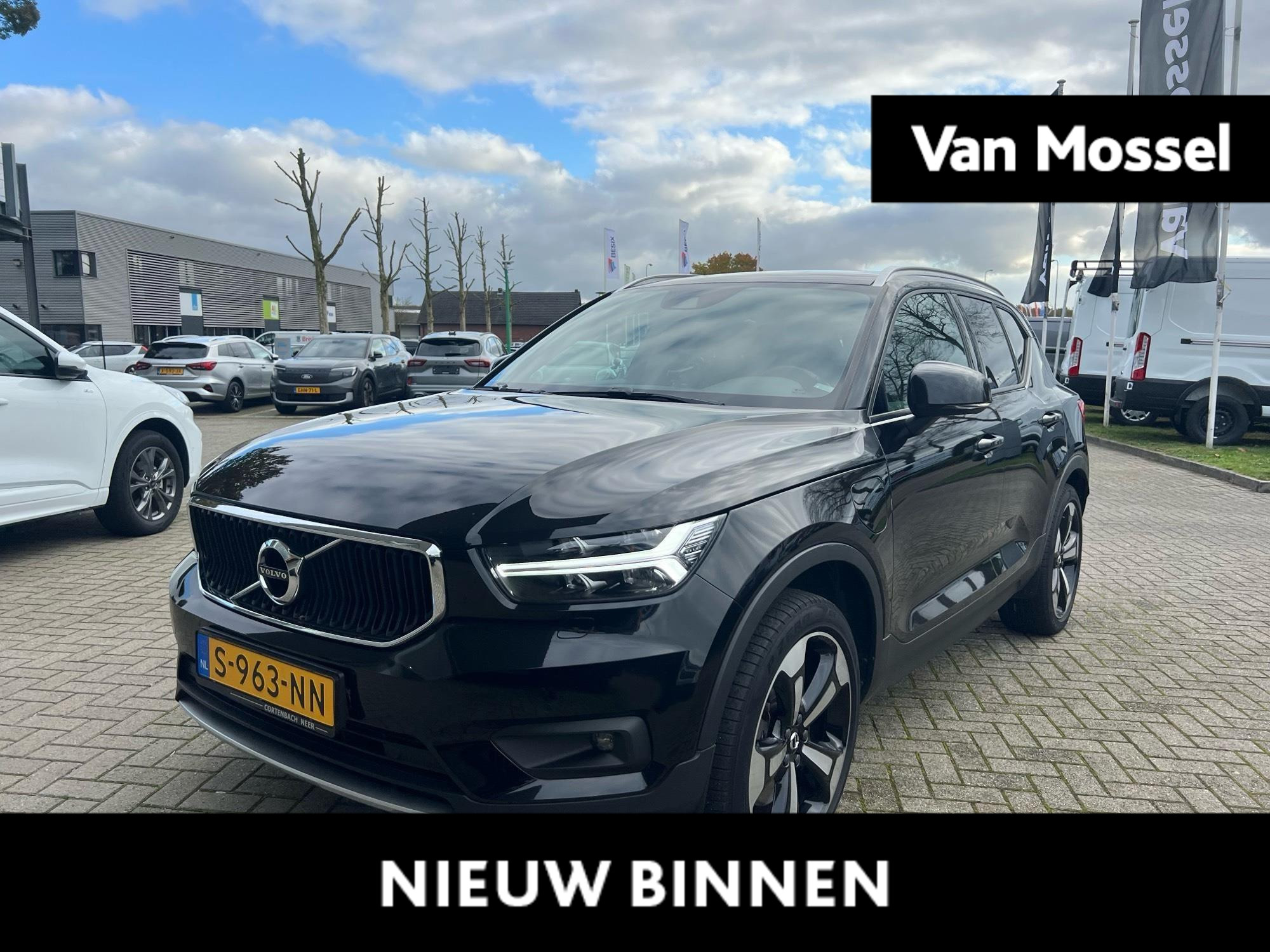 Volvo XC40 1.5 T5 Recharge Core Bright | Adaptieve Cruise Control | Dodehoekdetectie | Elektrisch wegklapbare trekhaak