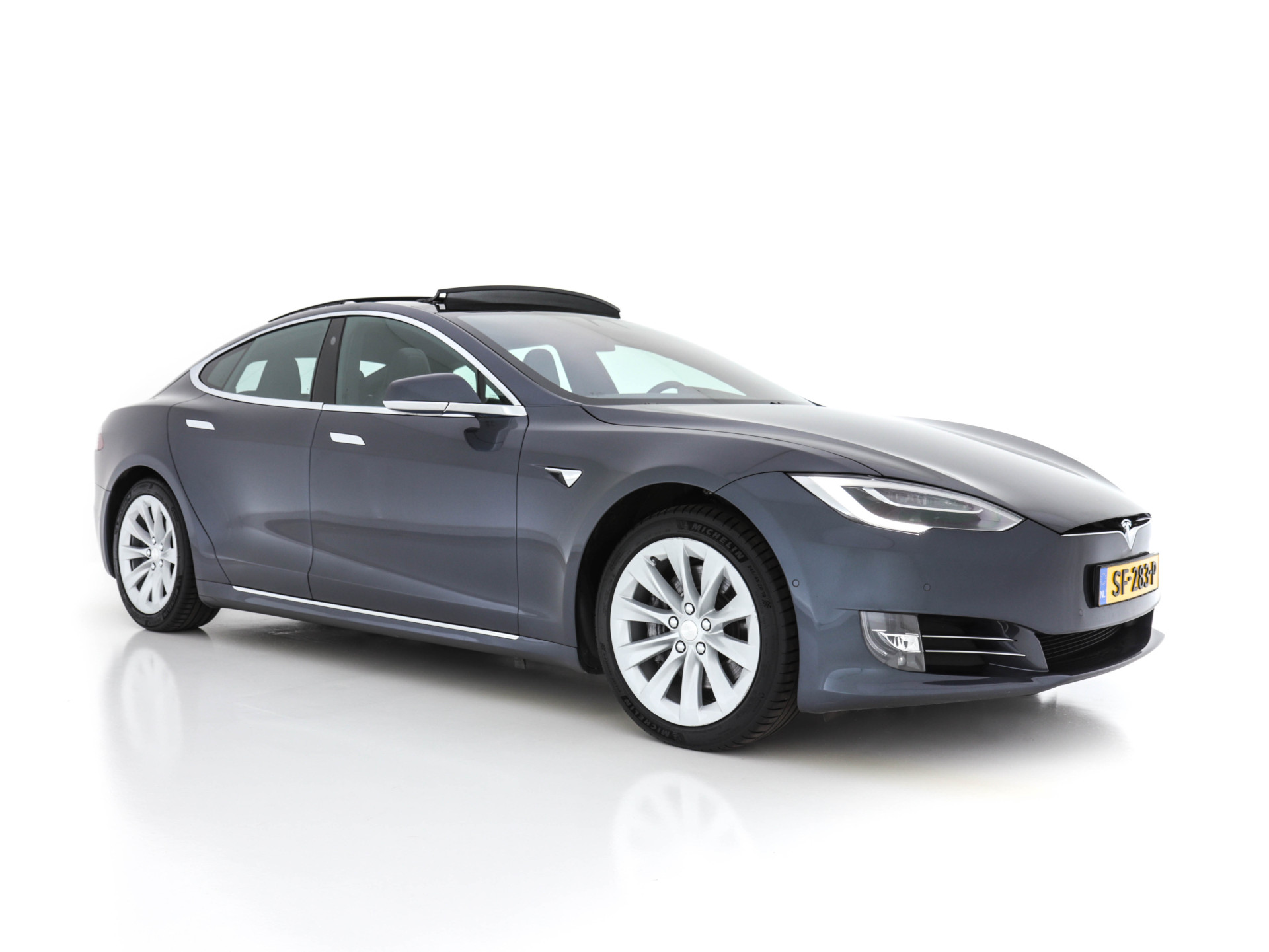 Tesla Model S 100D - 245 Kw (INCL.BTW) *PANO | VOLLEDER | FULL-LED | VIRTUAL-COCKPIT | SURROUND-VIEW | AUTO-PILOT | AIR-SUSPENSION |  KEYLESS | ECC | PDC | CRUISE*