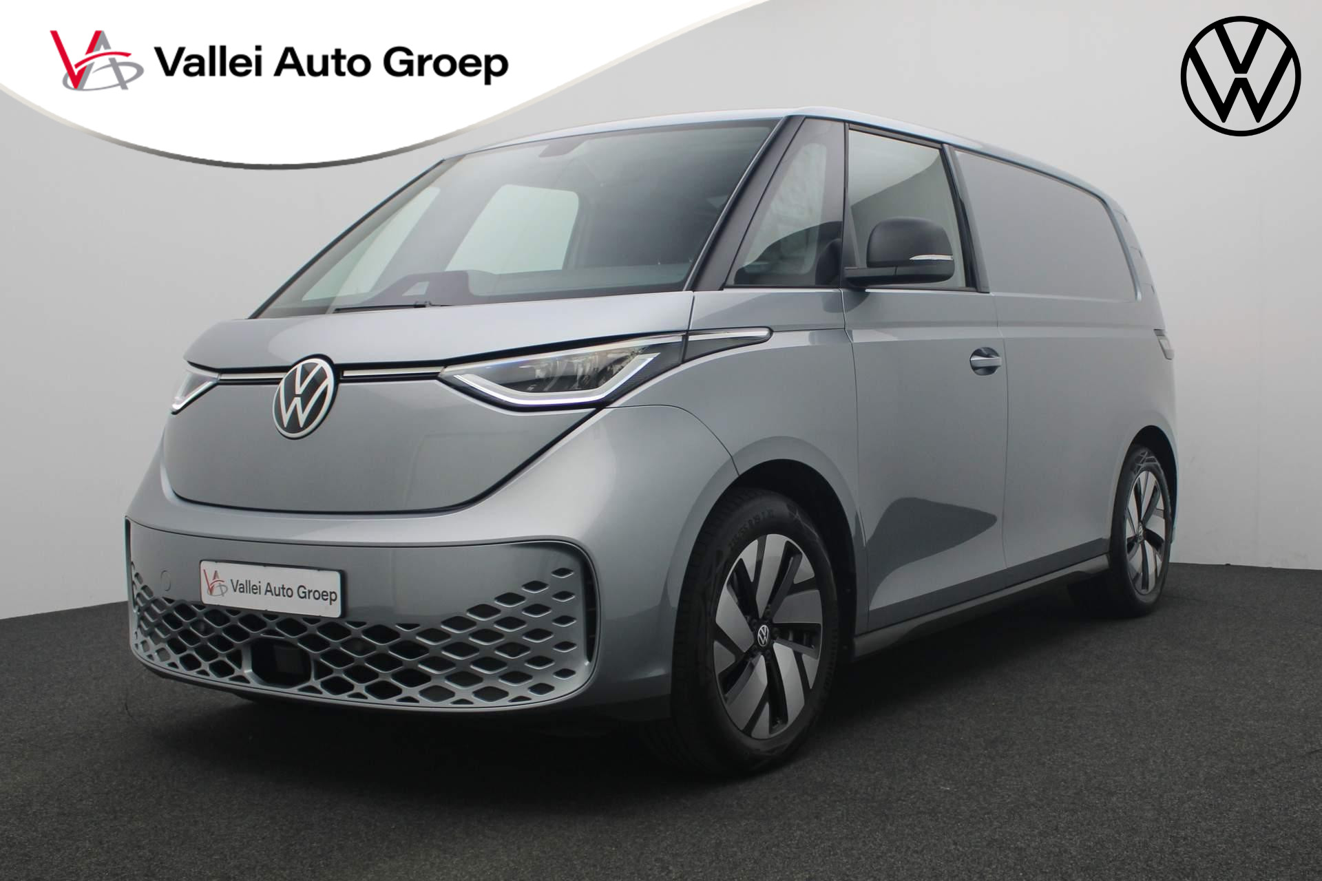 Volkswagen ID. Buzz Cargo 77 kWh 204PK | Trekhaak | Standkachel | Camera | Stoelverwarming | ACC | Navi Discover Pro