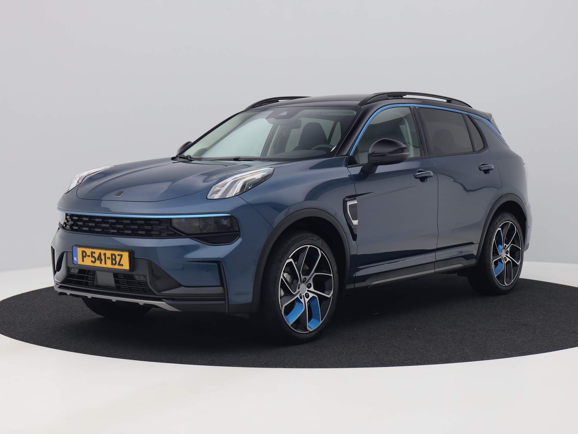 Lynk&Co 01 1.5 261 PK Plug-in Hybrid | TREKHAAK | PANO | ACC | KEYLESS | APPLE CARPLAY