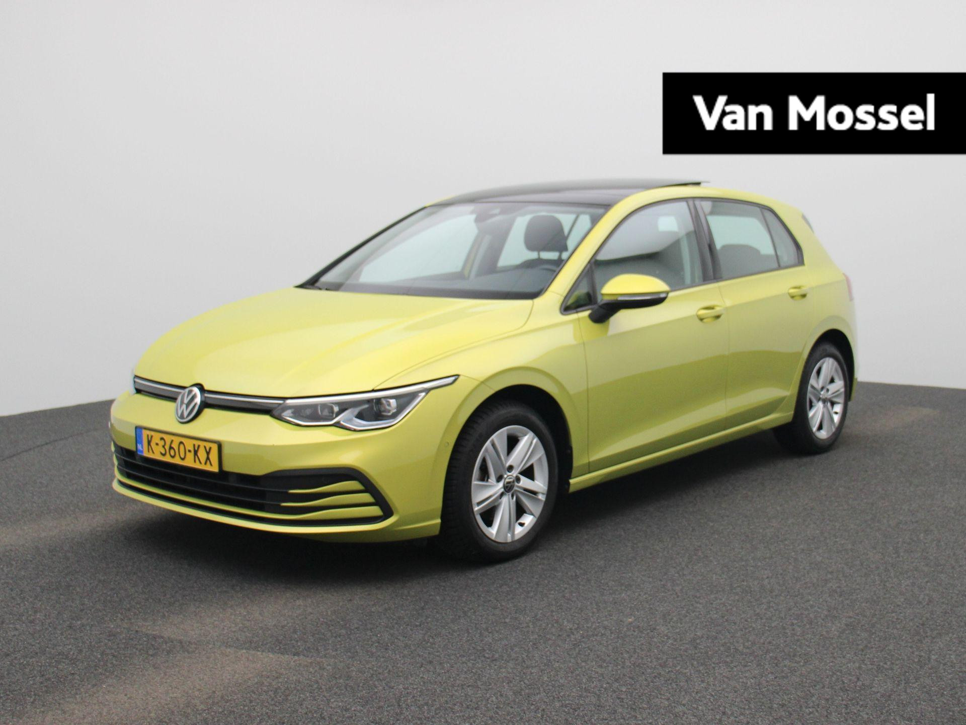 Volkswagen Golf 1.0 TSI Life Business 110 PK | Airco | Navigatie | Apple Carplay | Adaptieve Cruise Control | Lane Assist | Voorstoelen elektrisch verstelbaar met geheugen- en massagefunctie | Schuif- en kanteldak |