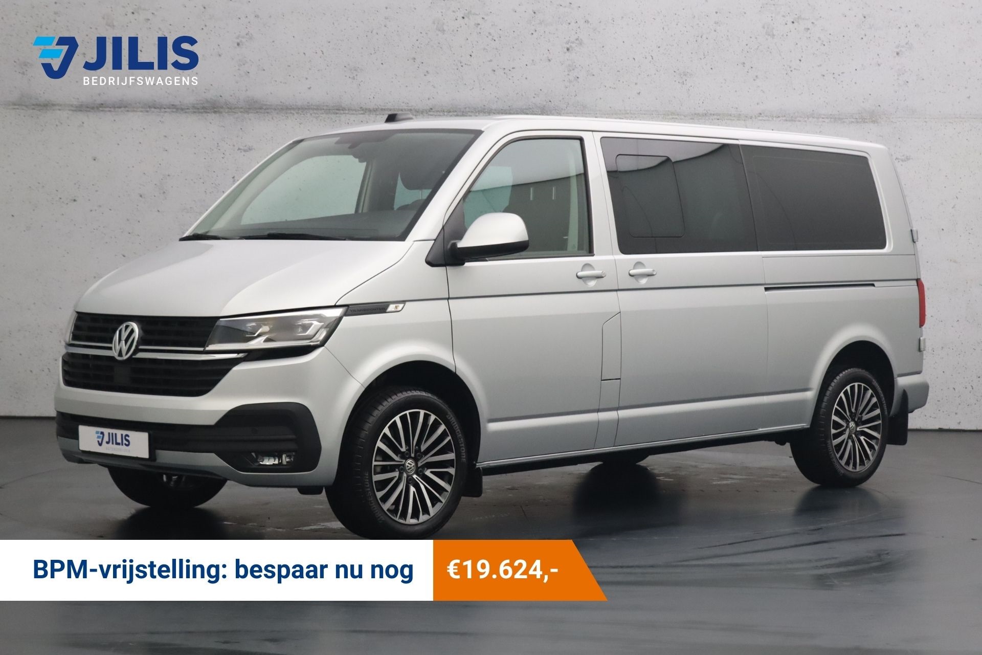 Volkswagen Transporter 2.0 TDI L2H1 DC Bulli Automaat | 2x schuifdeur | Apple carplay | Stoelen verwarmd | LED verlichting