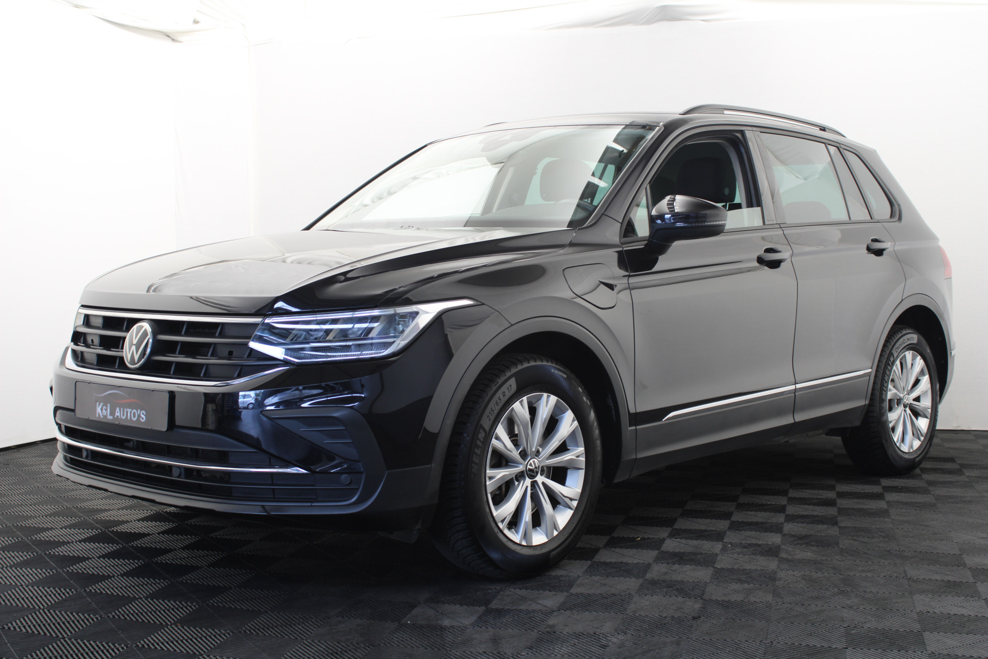 Volkswagen Tiguan 1.4 TSI eHybrid Business+