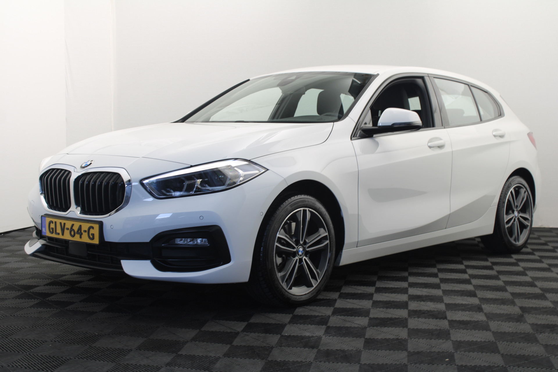 BMW 1 Serie 118i Introduction Edition M pakket