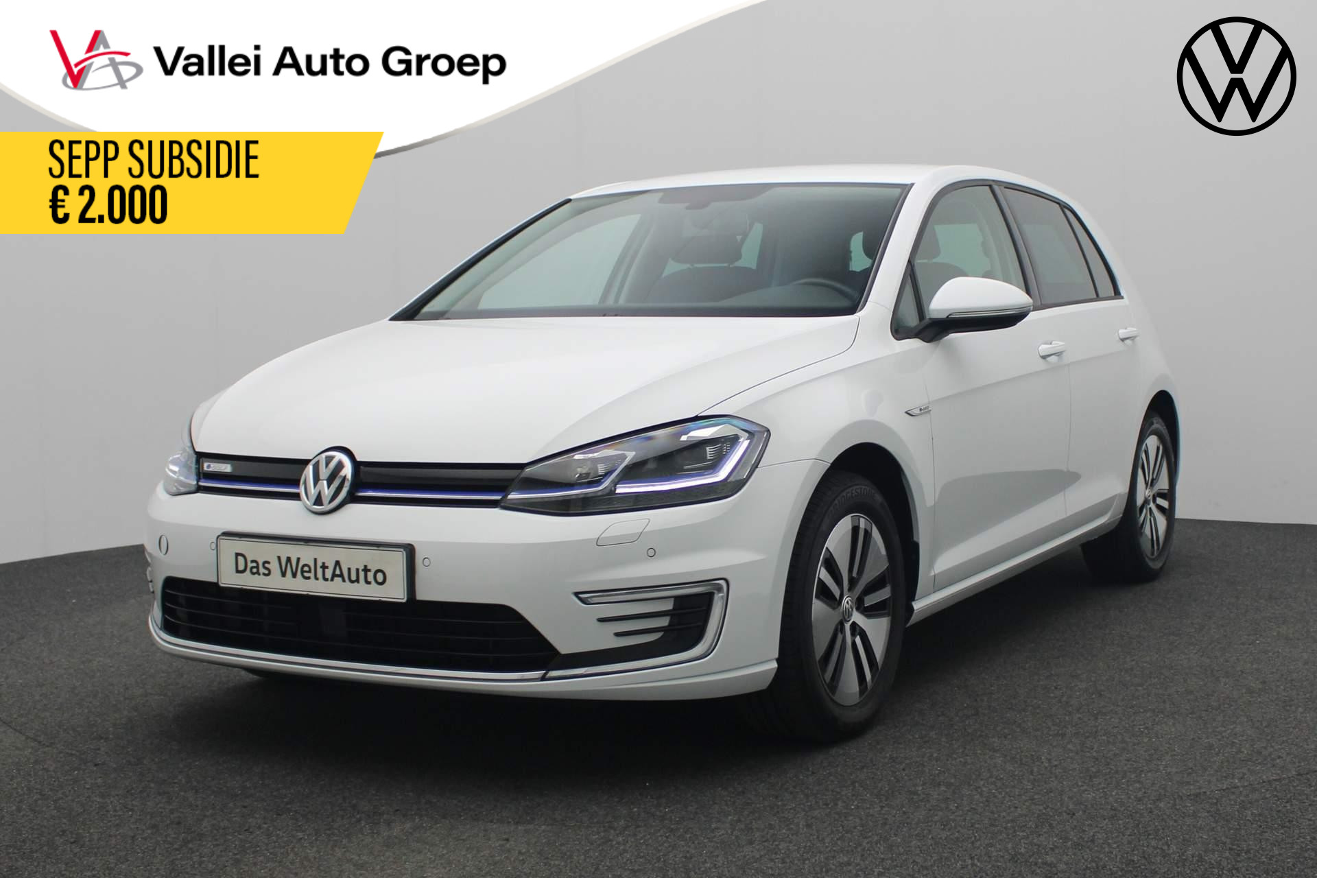 Volkswagen e-Golf 136PK E-DITION | Parkeersensoren voor/achter | Navi | Stoelverwarming | Climatronic