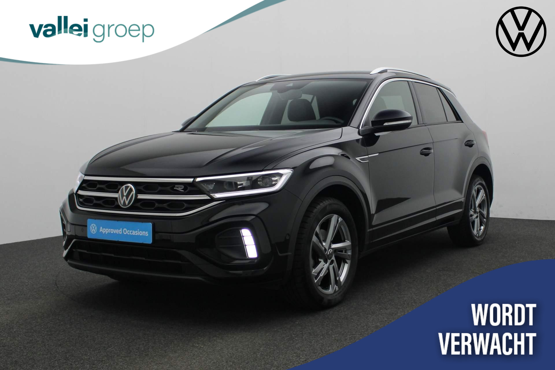 Volkswagen T-Roc 1.5 TSI 150PK DSG R-Line Business+ | Camera | Stoelverwarming | Navi | ACC | Digital Cockpit Pro | Apple Carplay / Android Auto