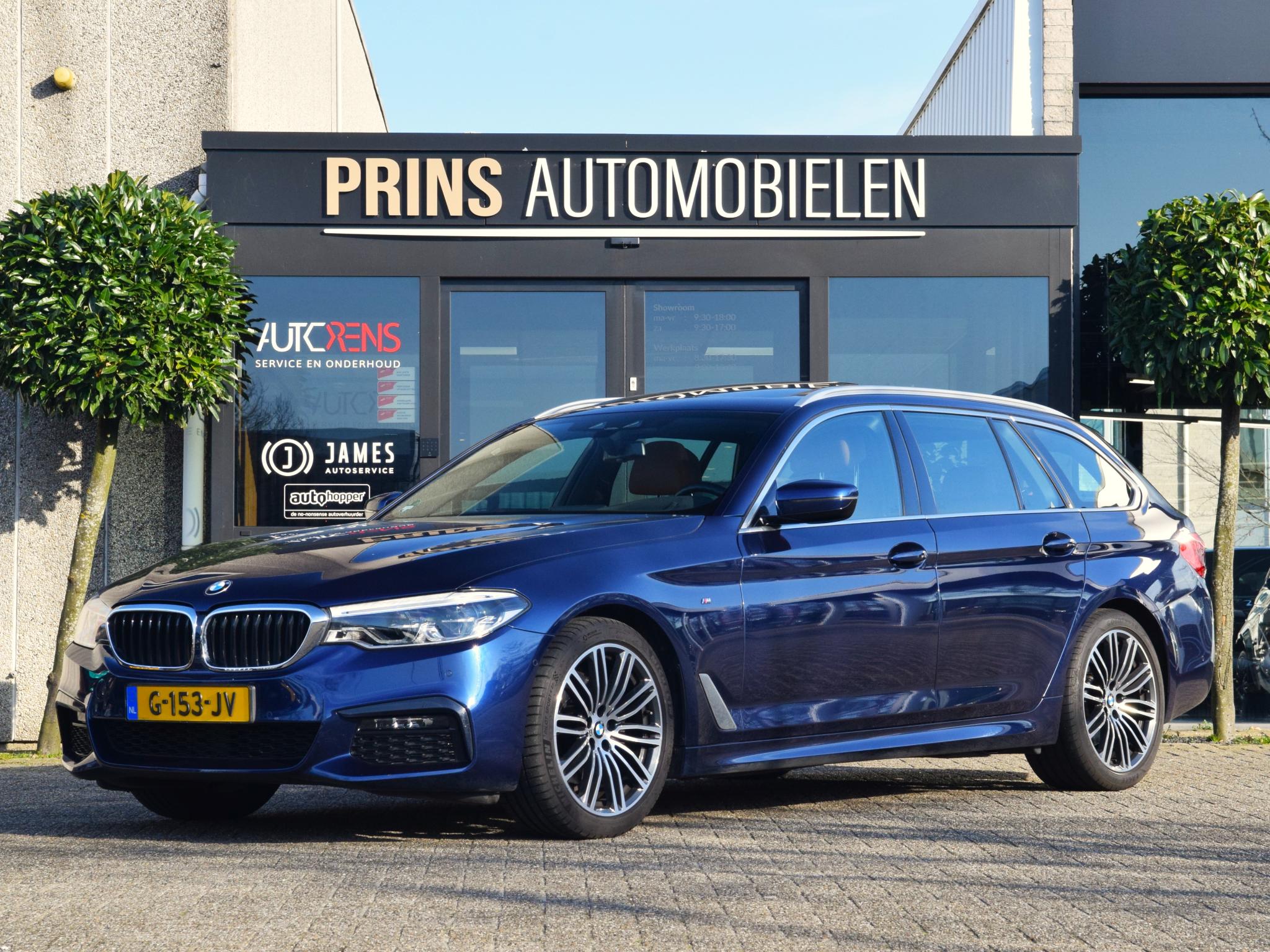 BMW 5 Serie Touring 520i M-Sport Pano|Leder|NL-Auto