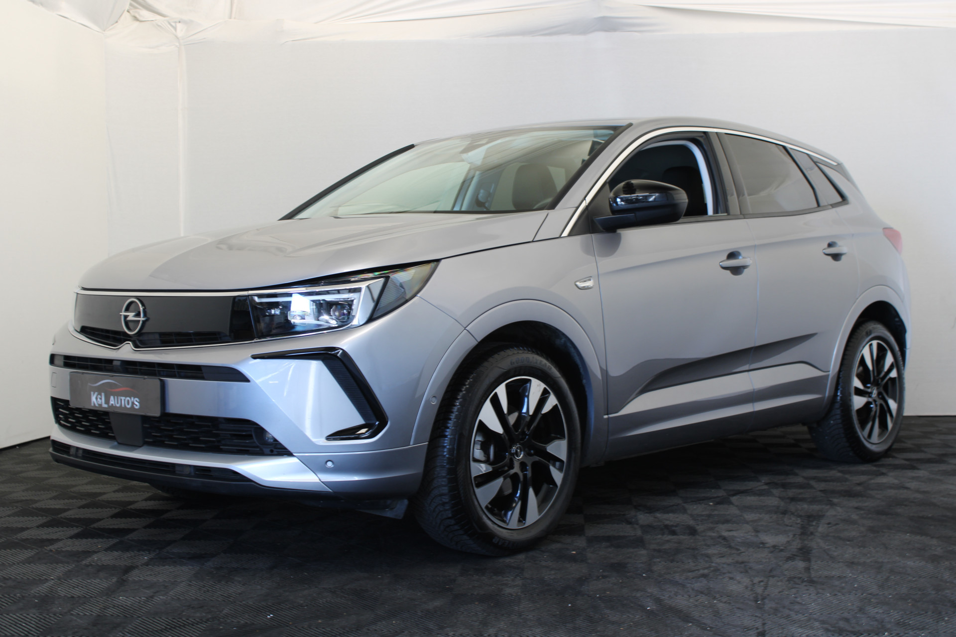 Opel Grandland 1.2 Turbo Elegance