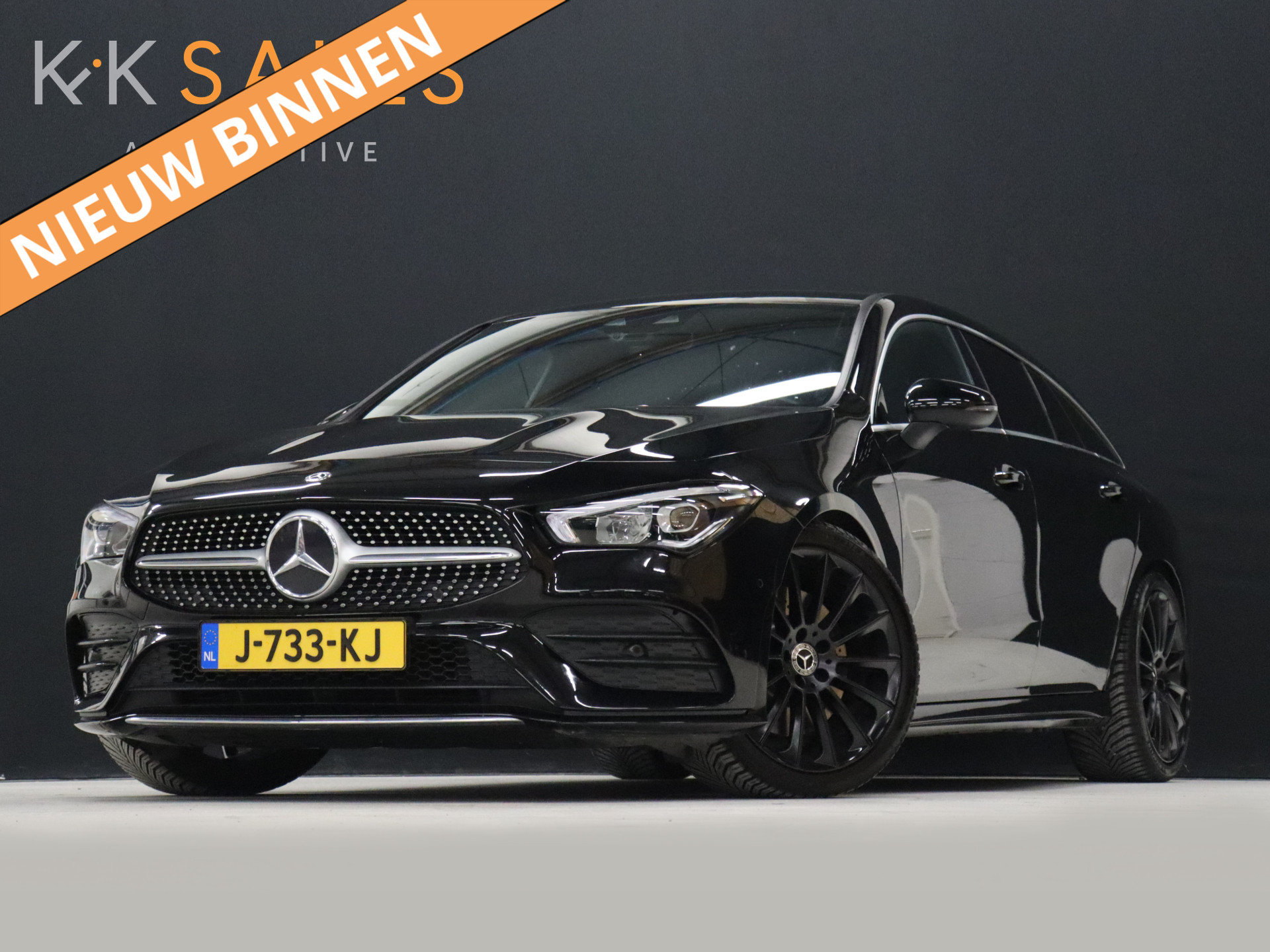Mercedes-Benz CLA Shooting Brake 250 AMG Sport [SFEERVERLICHTING, APPLE CARPLAY, CAMERA, TREKHAAK, VOL LEDER, STOELVERWARMING, PDC V+A, CRUISE, NIEUWSTAAT]