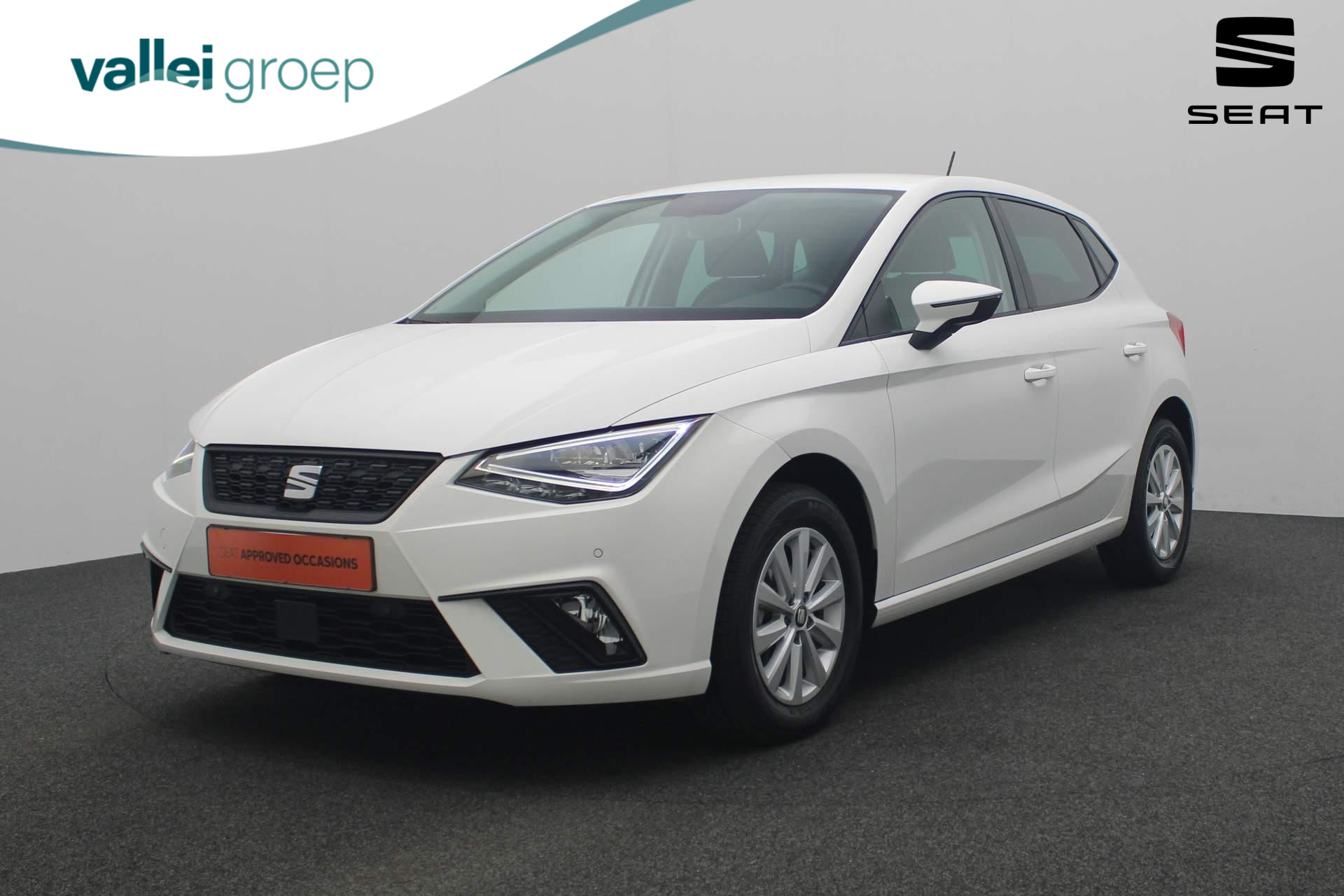 SEAT Ibiza 1.0 TSI 95PK Style Business Intense Plus - Origineel NL | Navi | Full LED | Virtual Cockpit | Camera | Cruise | Clima | 15 inch | Apple Carplay / Android Auto