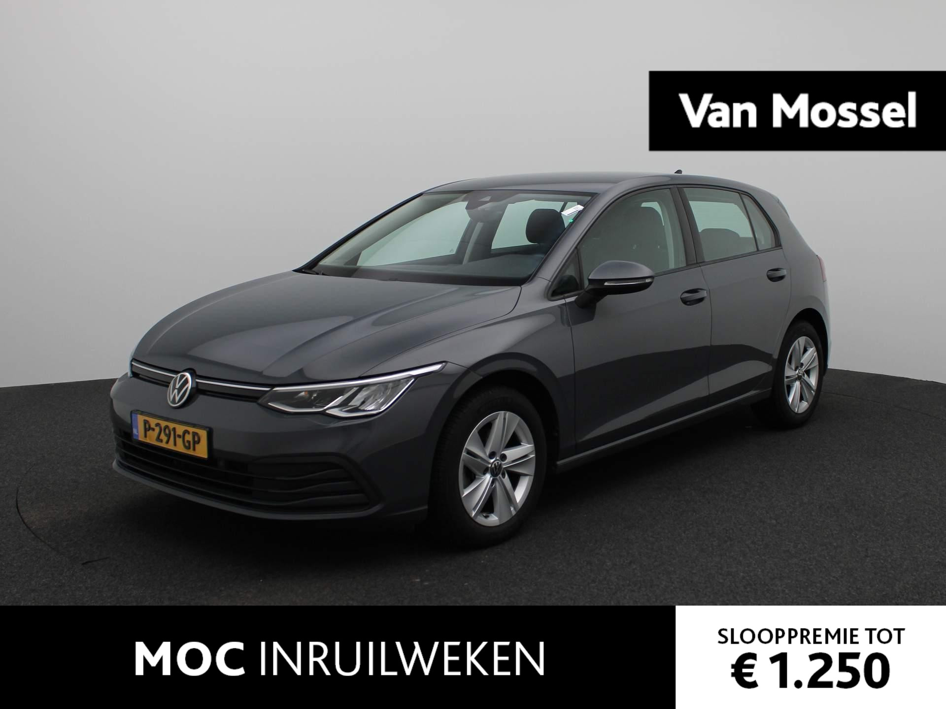 Volkswagen Golf 1.5 TSI Life | 130 PK | Sportstoelen | Apple Carplay / Android Auto | Climate Control | Stoel + Stuurverwarming | Led-Koplampen | Digital Cockpit | Parkeersensoren | Navigatie |