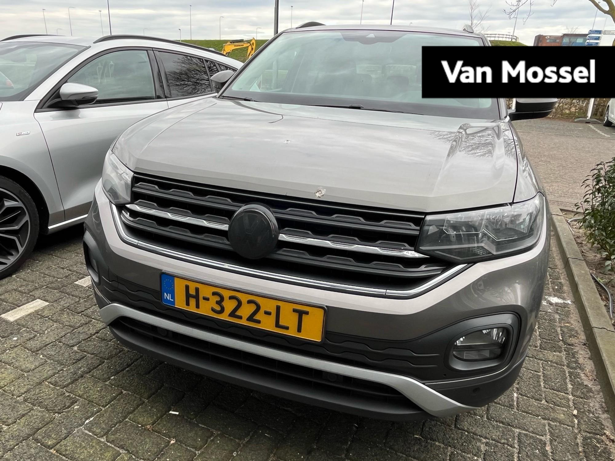 Volkswagen T-Cross 1.0 TSI Style 116 PK DSG | Stoelverwarming | Climate Control | Adaptive Cruise Control | Navigatie | Rijstrookhulp | Dodehoeksensoren | Airco | Zijruiten Achter En Achteruit Getint |