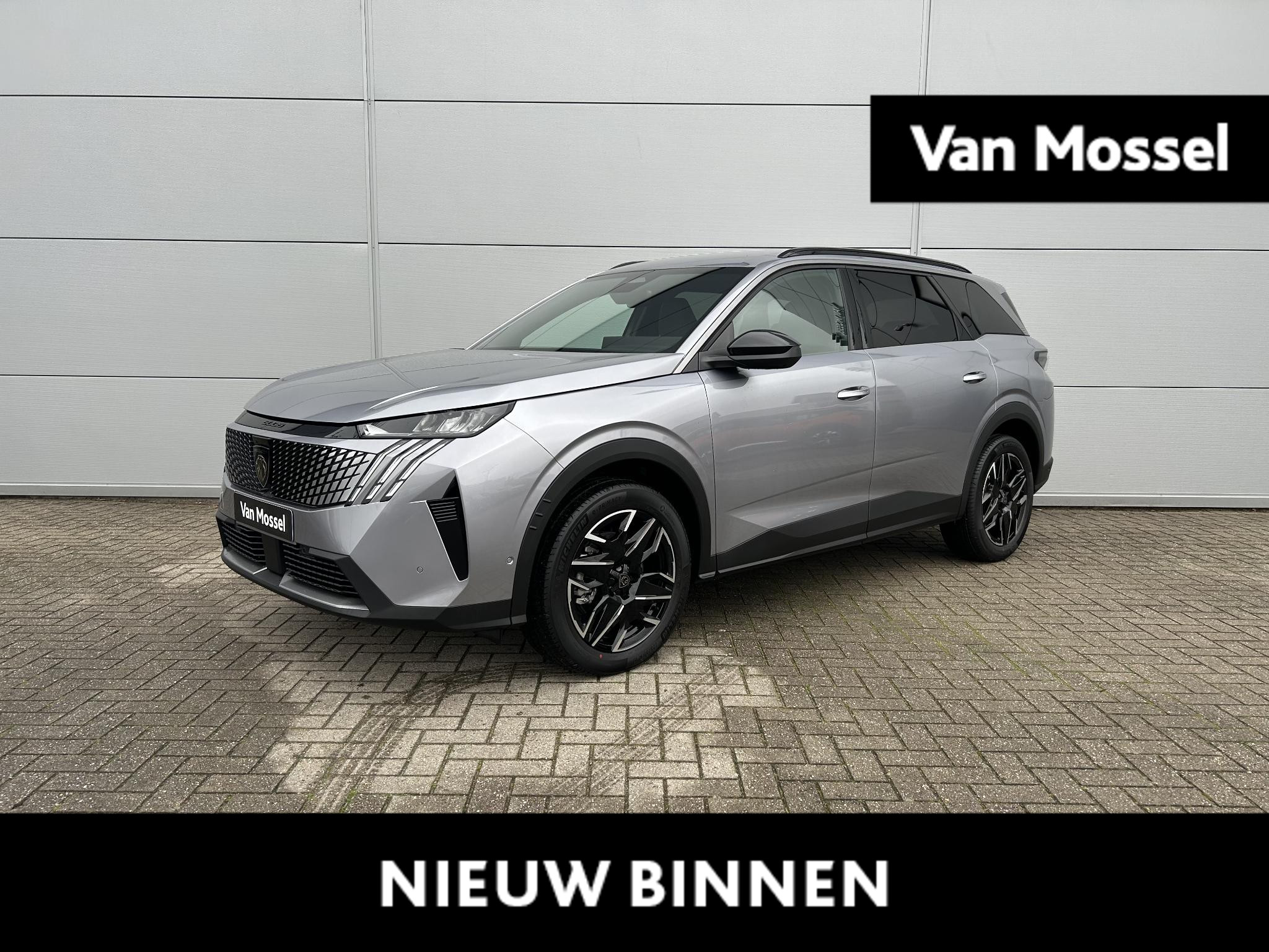 Peugeot 5008 1.2 Hybrid 136 Allure | Panoramic Navigation Pack | Adaptieve Cruise control | 360 Camera | Apple Carplay/Android Auto | Stoelverwarming | ACTIE VOORRAAD MODEL