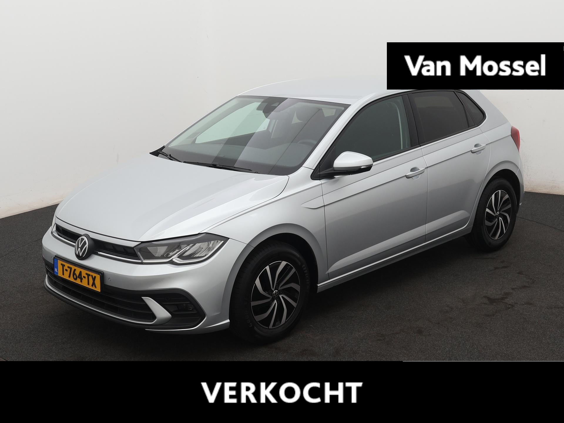 Volkswagen Polo 1.0 TSI Life 95 PK | Navigatie | Stoelverwarming | Achteruitrijcamera | Apple Carplay | Android Auto | Airco | DAB+ | LED | Digital Cockpit | Trekhaak |