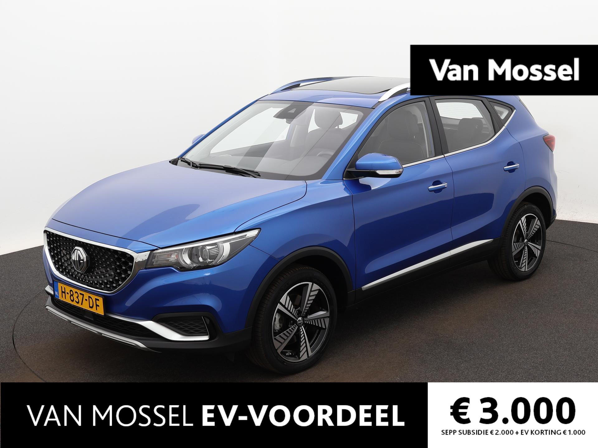 MG ZS-EV Luxury 45 kWh | PANORAMADAK | LEDER | ACHTERUITRIJCAMERA | PARKEERSENSOREN | ADAPTIVE CRUISE CONTROL | LANE ASSIST | STOELVERWARMING |