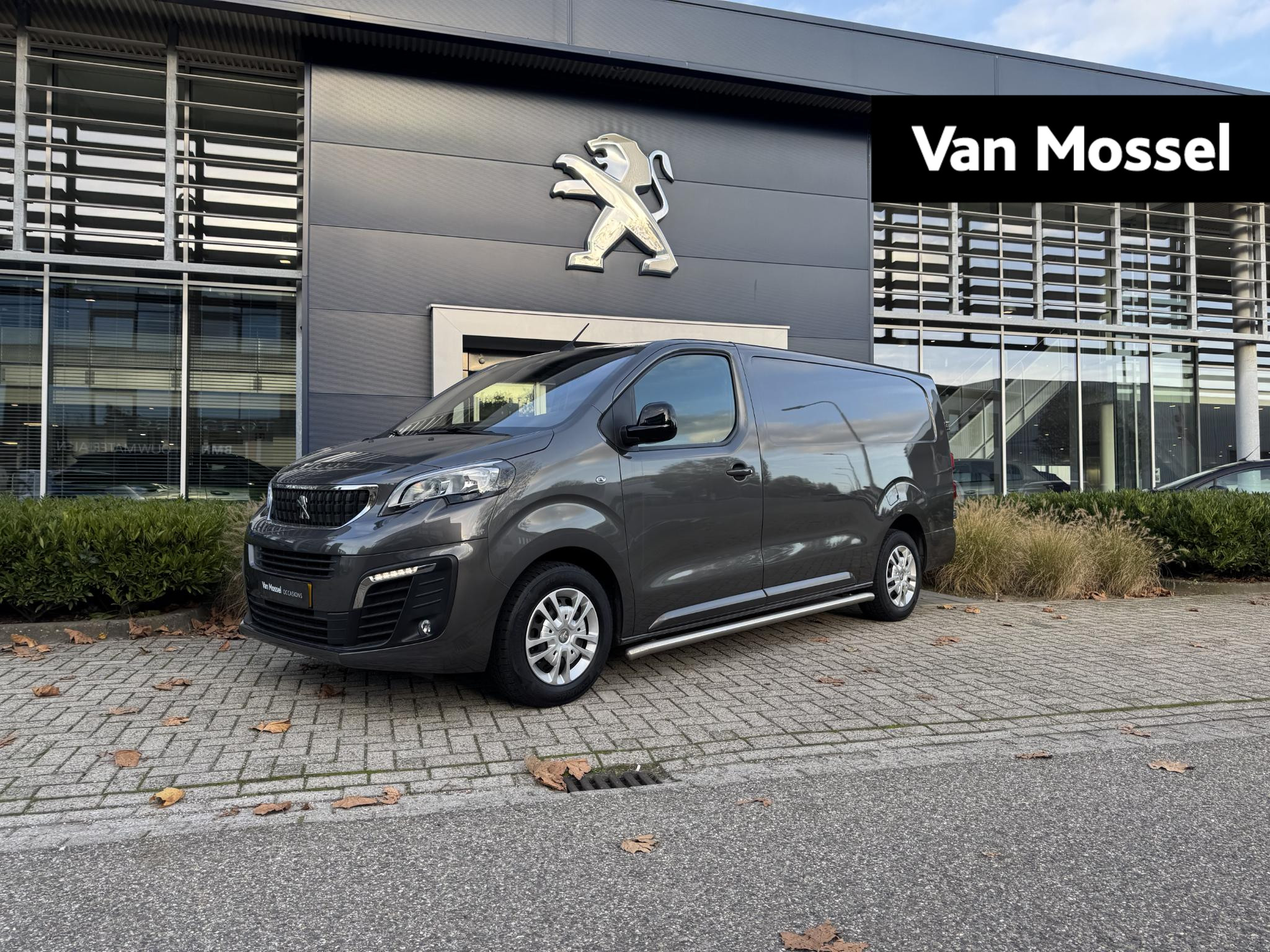 Peugeot Expert 2.0 BlueHDI 145 Long Asphalt BPM vrij l Euro6 en zeer compleet en netjes