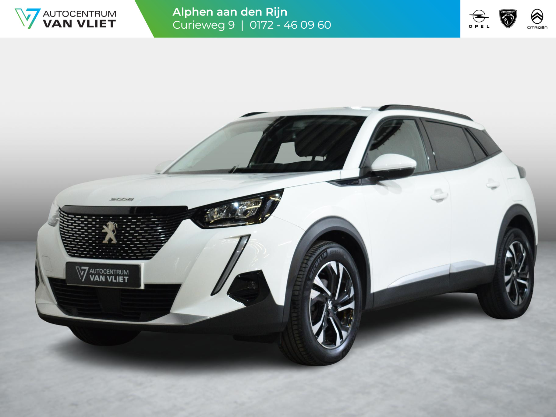 Peugeot 2008 1.2 PureTech Allure Pack NAVIGATIE | CARPLAY | ACHTERUITRIJCAMERA MET SENSOREN | E.C.C. | 79.836km