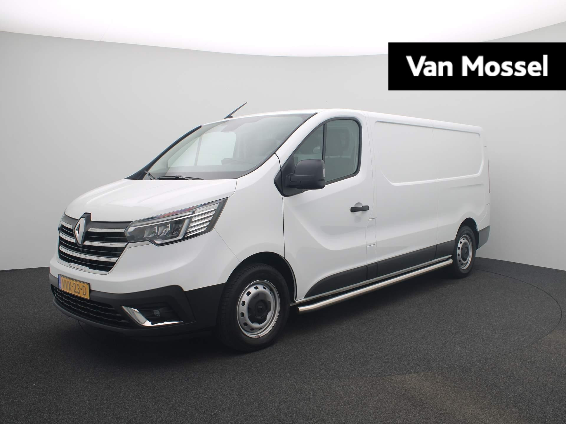 Renault Trafic 2.0 dCi 130Pk T30 L2H1 Comfort | Navigatie | Apple & Android Carplay | Parkeersensoren Achter | Betimmering | Climate Control | Privacy Glass | Cruise Control |