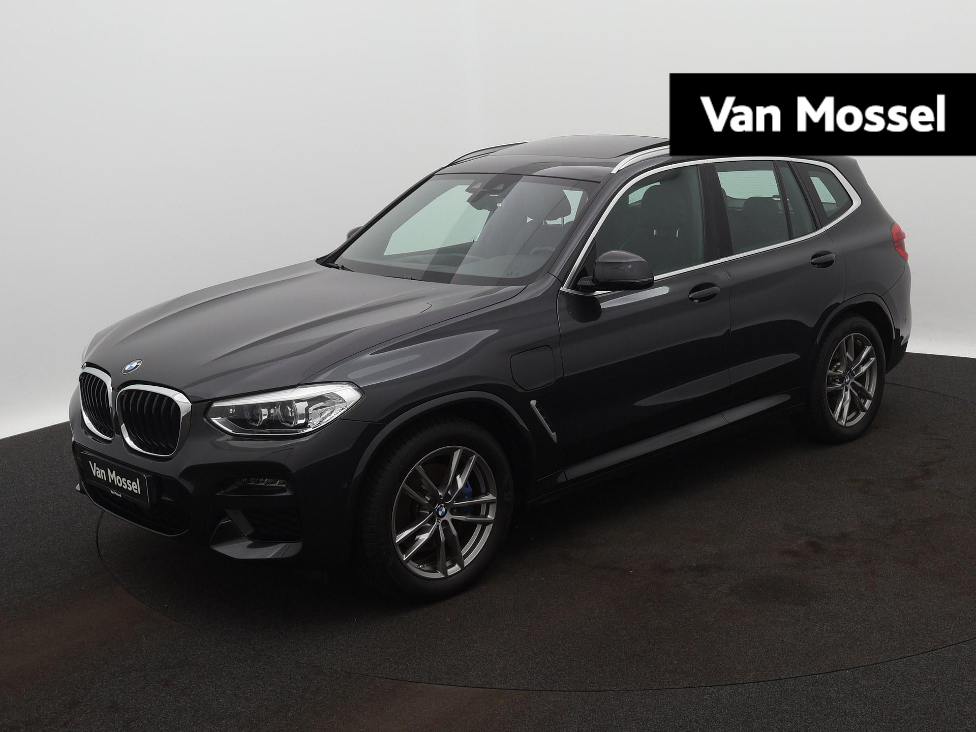 BMW X3 xDrive30e High Executive | PANORAMADAK | LEDER | VIRTUAL COCKPIT | STOELVERWARMING | SFEERVERLICHTING | 360 CAMERA | DODEHOEK DETECTIE | LANE ASSIST |