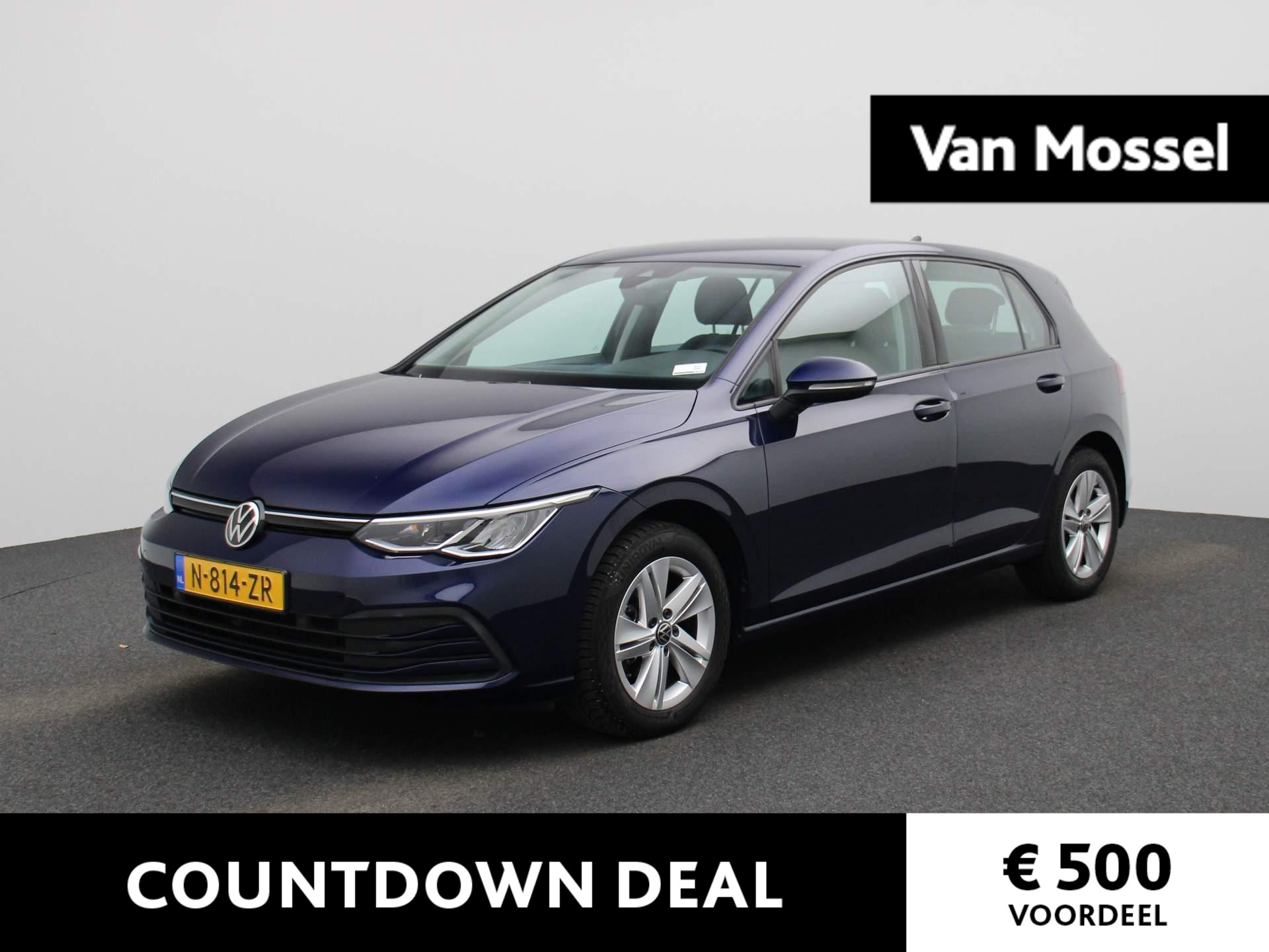 Volkswagen Golf 1.0 TSI Life | Navigatie | Apple carplay | Adaptieve cruise control | Lane Assist | Digitale cockpit | Climate control | Parkeersensoren | Auto Hold | Automatische verlichting | LMV 16" inch |