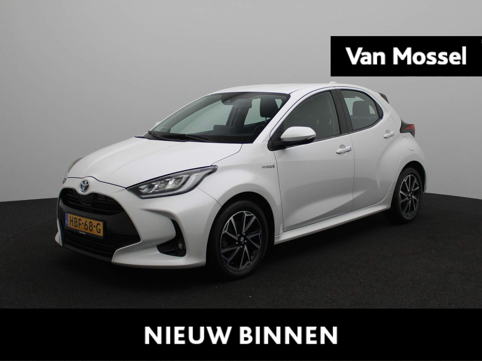 Toyota Yaris 1.5 Hybrid Dynamic | Apple Carplay & Android Auto | Lichtmetalen Velgen | Navigatie | Parkeersensoren & Achteruitrijcamera | Cruise Control |