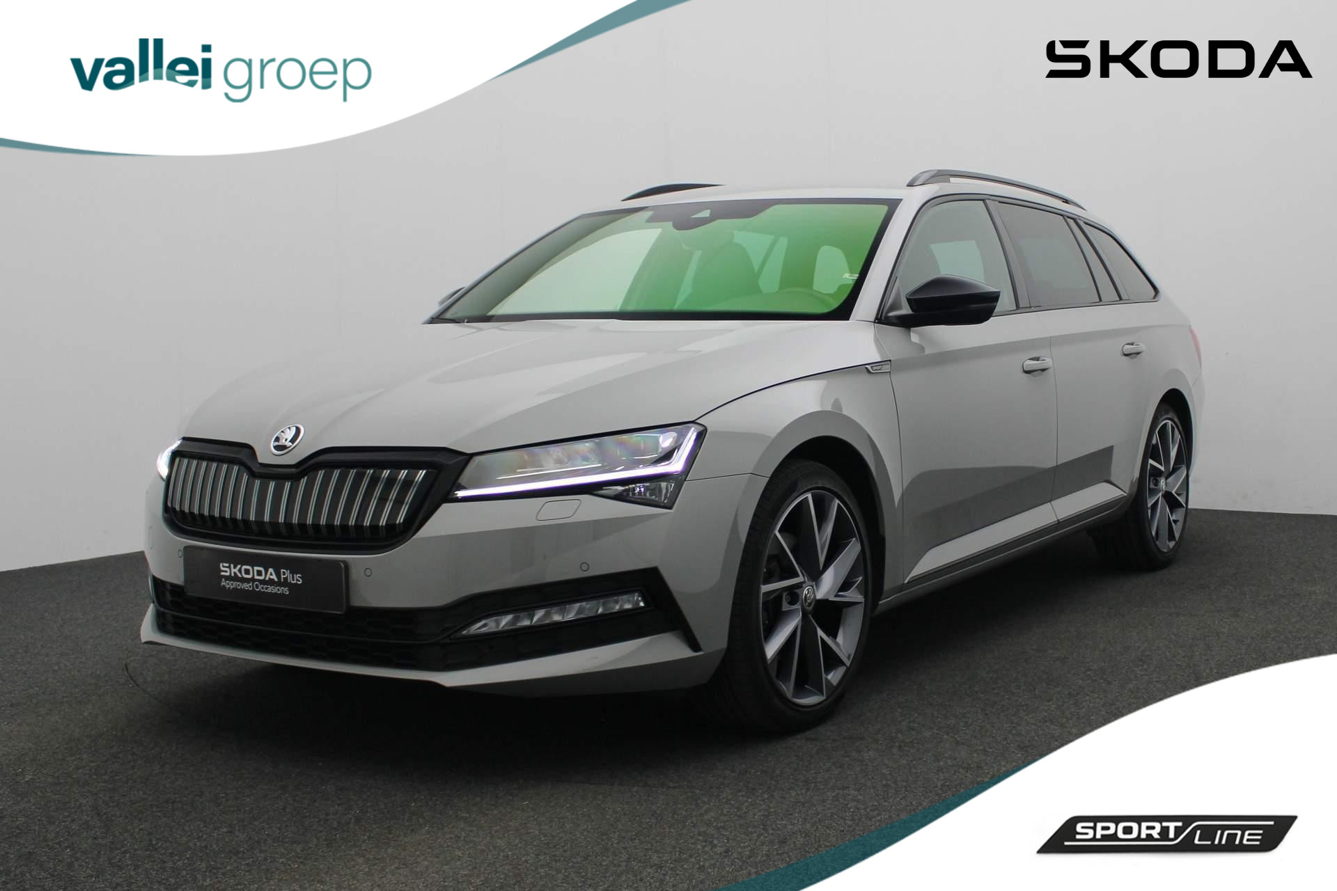 Škoda Superb 1.4 TSI 218PK DSG iV Sportline Business | Trekhaak | Geheugenstoelen | Leder/alcantara | CANTON | Navi Columbus | Stoel-/achterbankverwarming | Adaptief onderstel