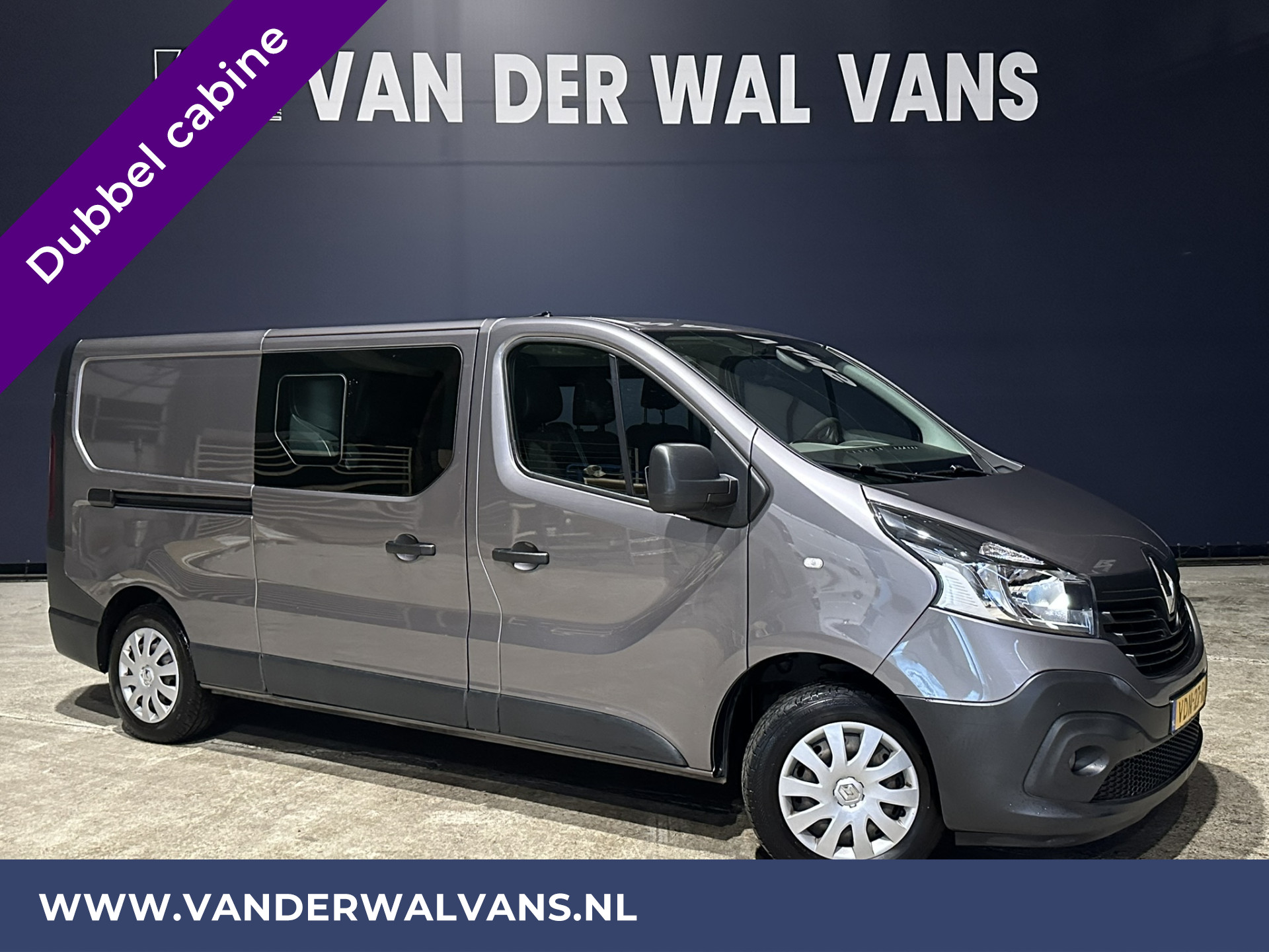 Renault Trafic 1.6 dCi 126pk **BPM VRIJ voor de Ondernemer** L2H1 Dubbele cabine Euro6 Airco | 6-Zits | Navigatie Camera, Cruisecontrol, Trekhaak, Parkeersensoren