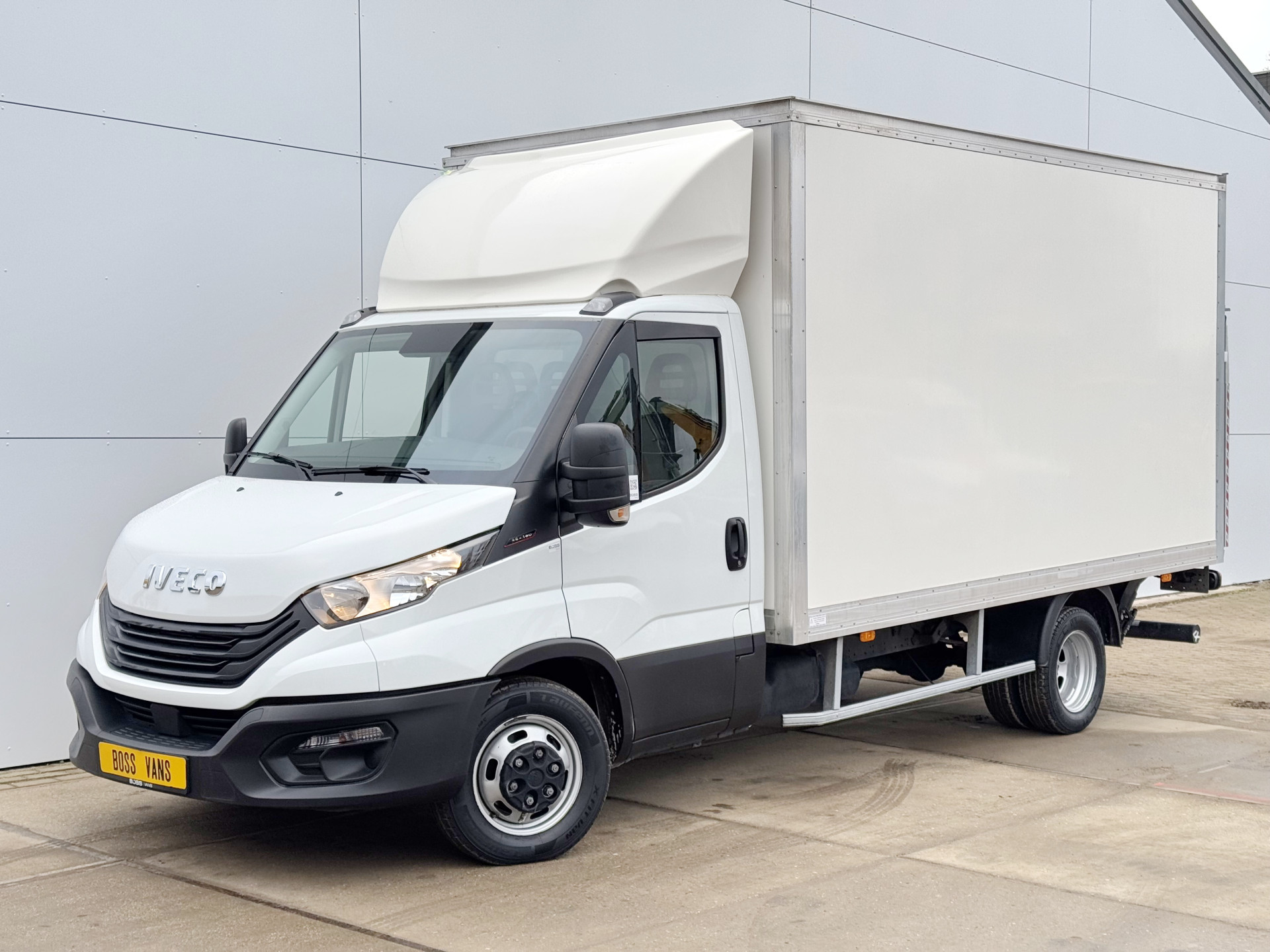 Iveco Daily 35C16 3.0L Laadklep AC Cruise Bakwagen Koffer Meubelbak