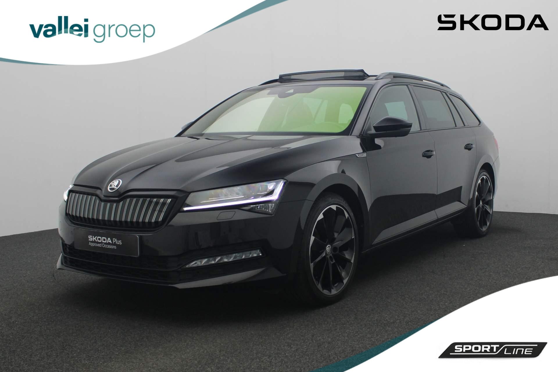 Škoda Superb Combi 1.4 TSI 218PK DSG iV Sportline Business | Pano | Trekhaak | Matrix LED | Geheugenstoelen | CANTON | Leder/alcantara | Stoel-/achterbankverwarming | Adaptief onderstel | Navi Columbus | 360 Camera