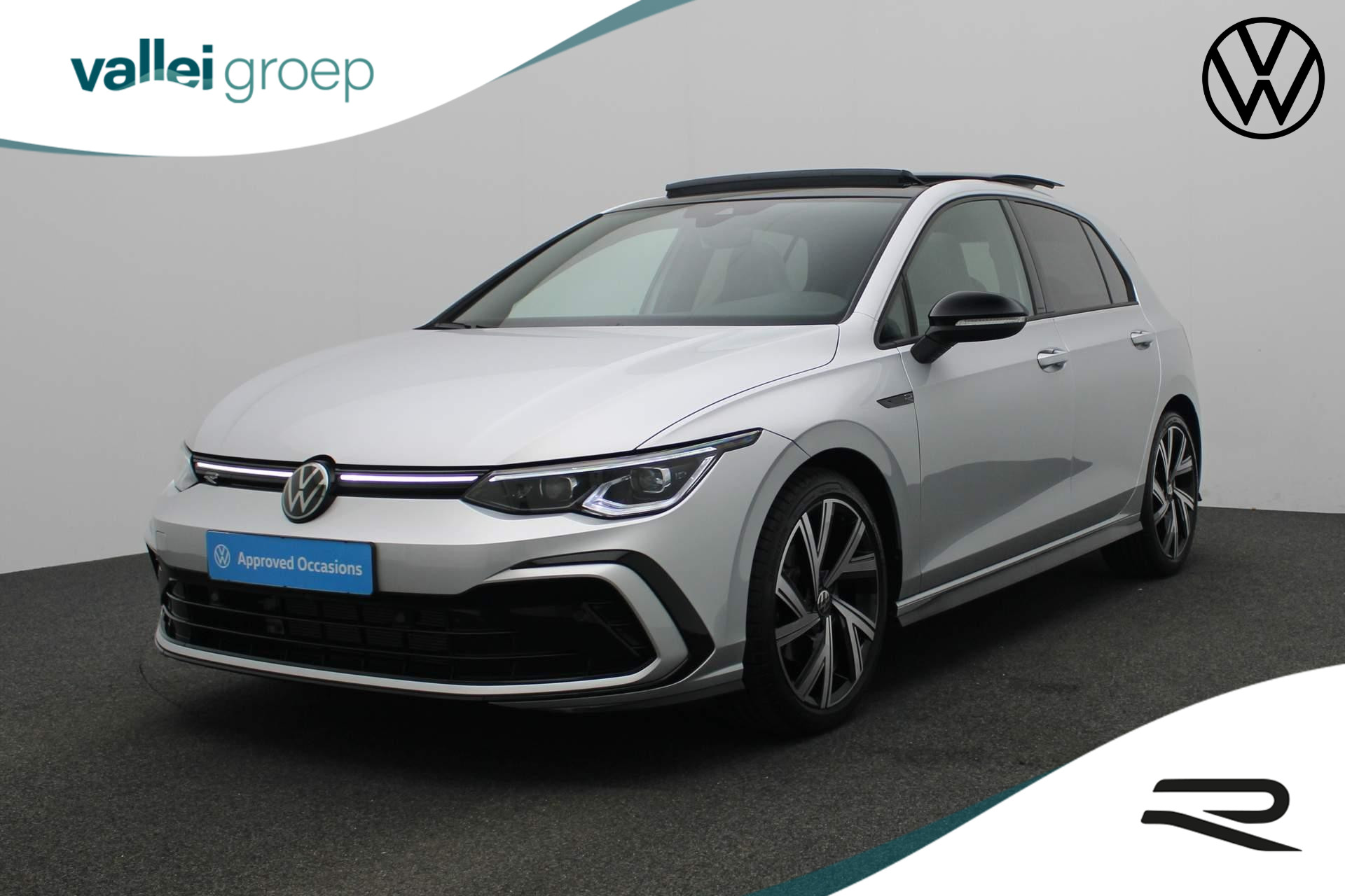 Volkswagen Golf 1.5 eTSI 150PK DSG R-Line | Pano | IQ Light | Stoelverwarming | Camera | Navi | Sportonderstel | ACC | Keyless