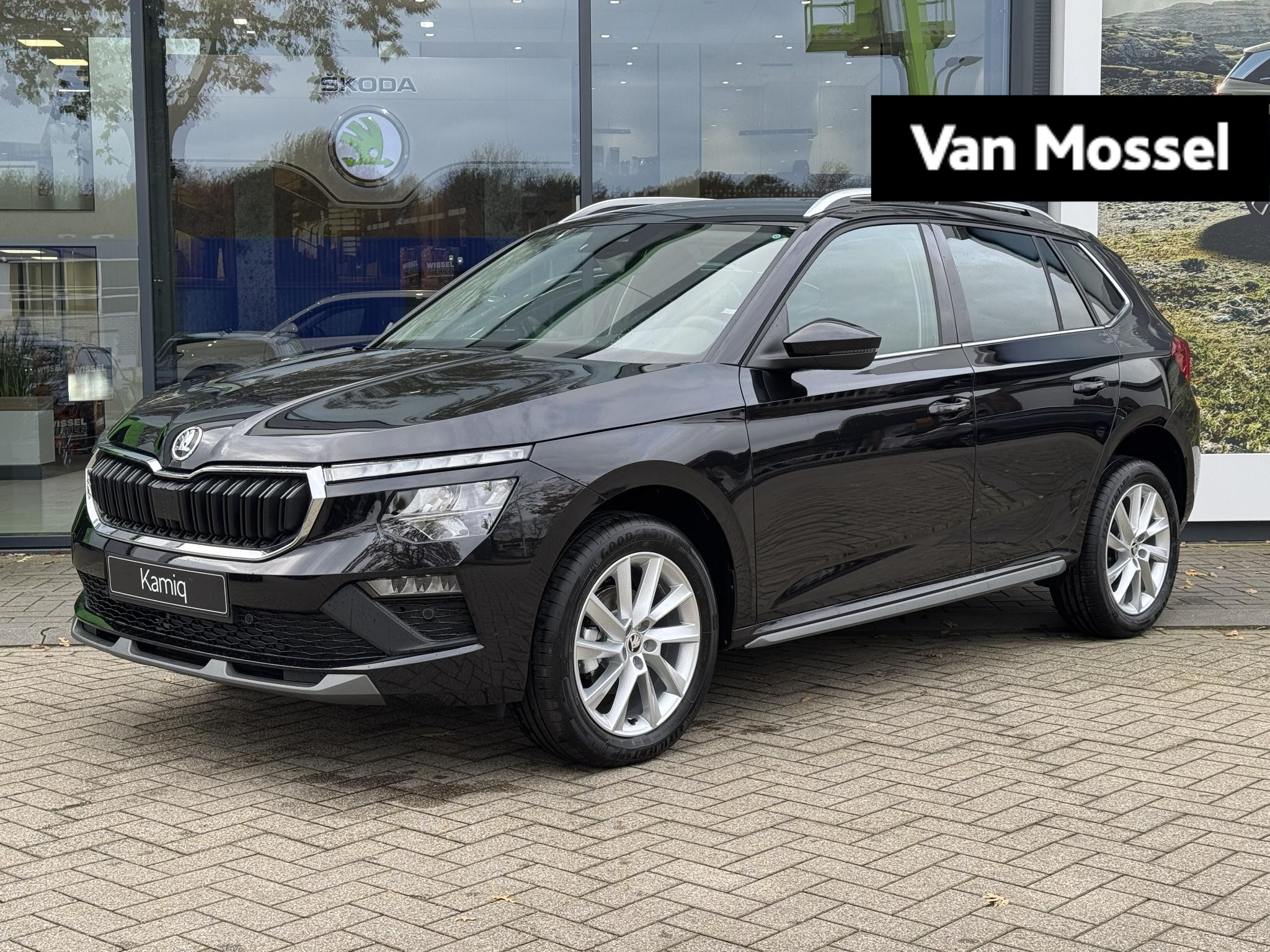 Škoda Kamiq 1.0 TSI Business Edition 115 pk | LED Koplampen | Apple Carplay/Android Auto | Elektrische Achterklep | Achteruitrijcamera | Climate Control | Getinte Ruiten | Parkeersensoren | Adaptive Cruise Control | Virtual Cockpit | Lichtmetalen velgen |