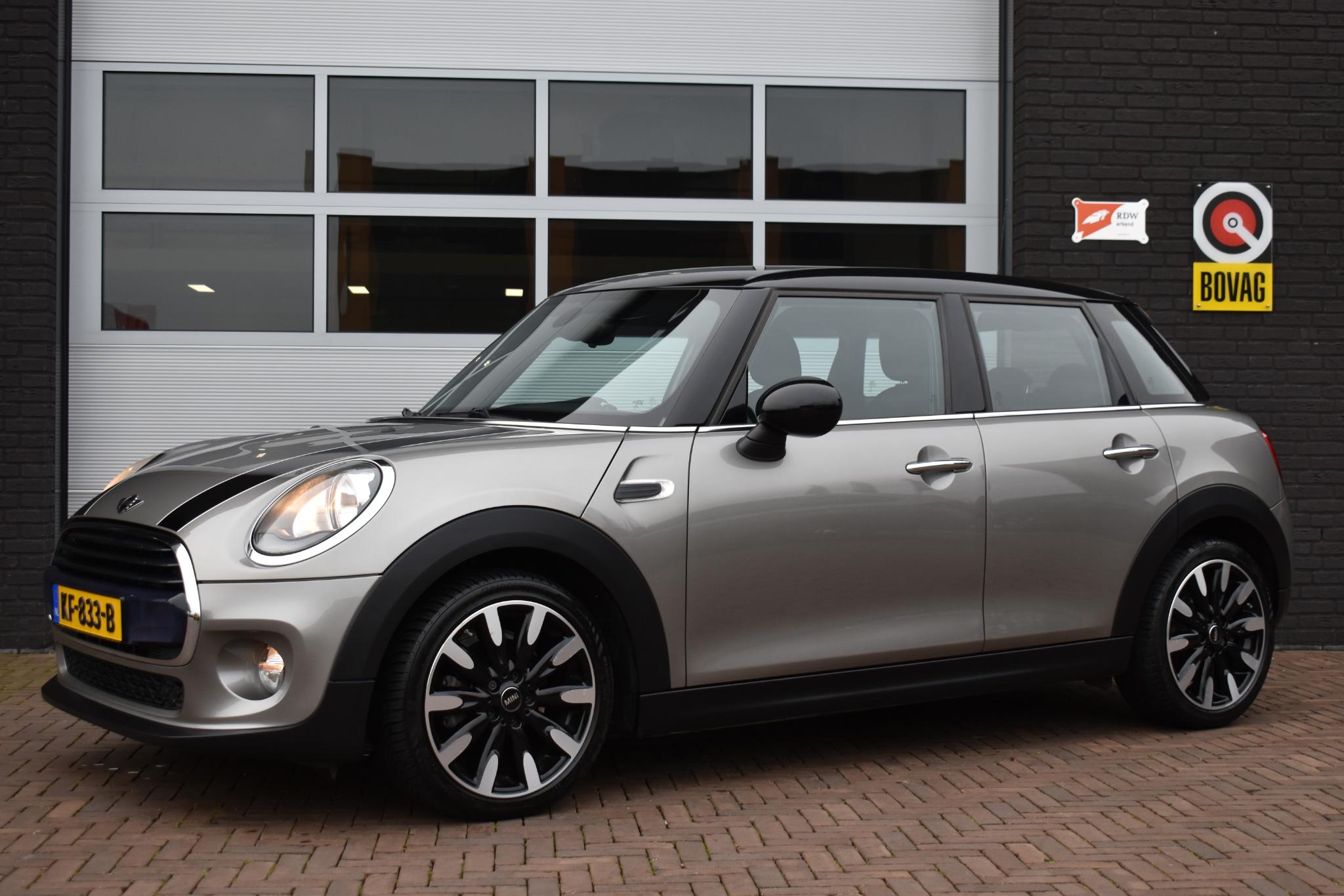 MINI 5-Deurs Mini 1.5 5drs 136PK Serious Business | Navi | Cruiscontrol | 104.272KM| Incl. garantie