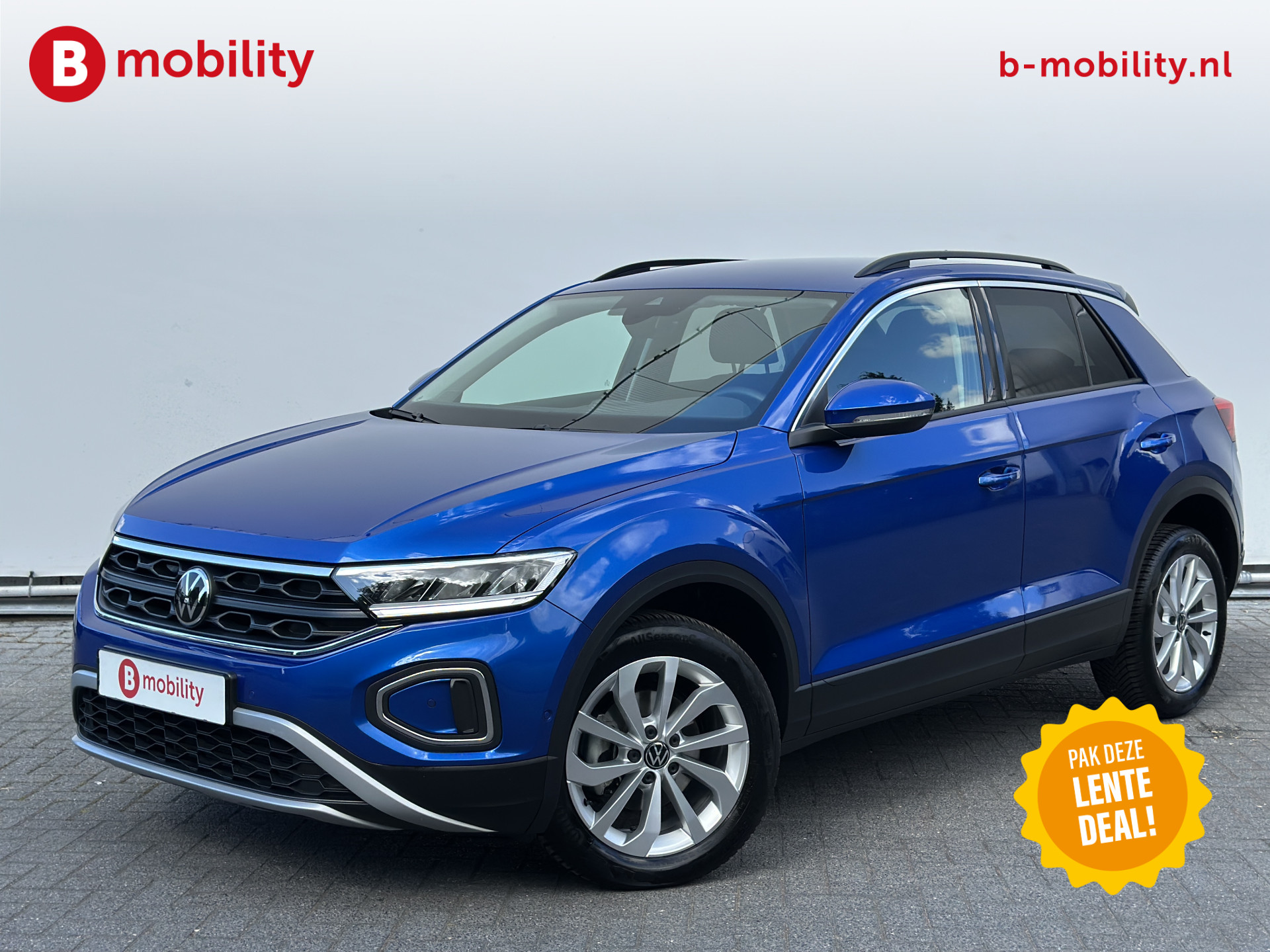 Volkswagen T-Roc 1.0 TSI Life Edition Trekhaak 1.300kg Achteruitrijcamera | Adaptive Cruise Control | Apple CarPlay | DAB