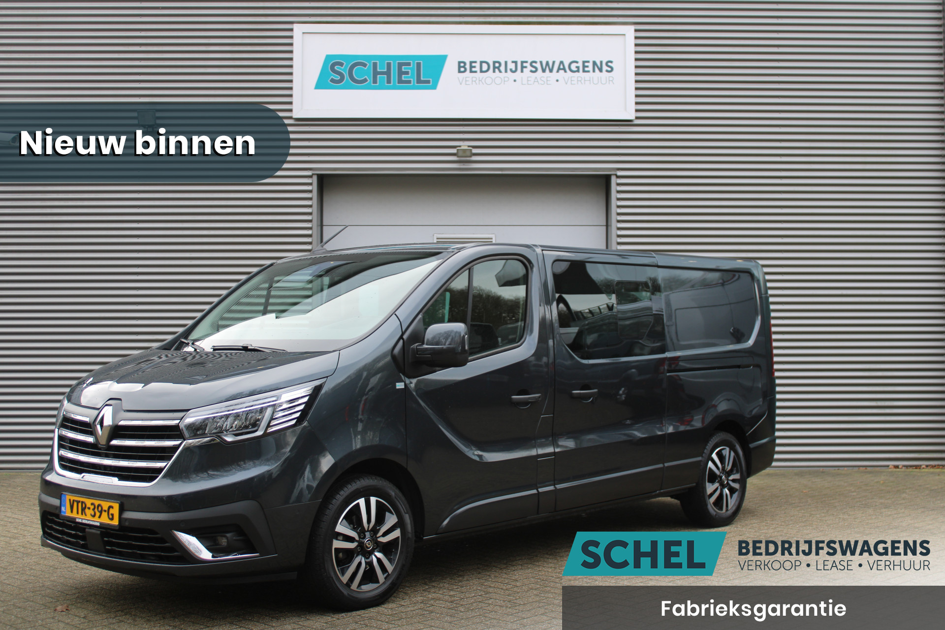 Renault Trafic 2.0 Blue dCi 170pk T29 L2H1 Luxe DC - 2x Schuifdeur - Adaptive Cruise - LED - Blind Spot - Navigatie - Camera - Trekhaak - Betimmering - Rijklaar