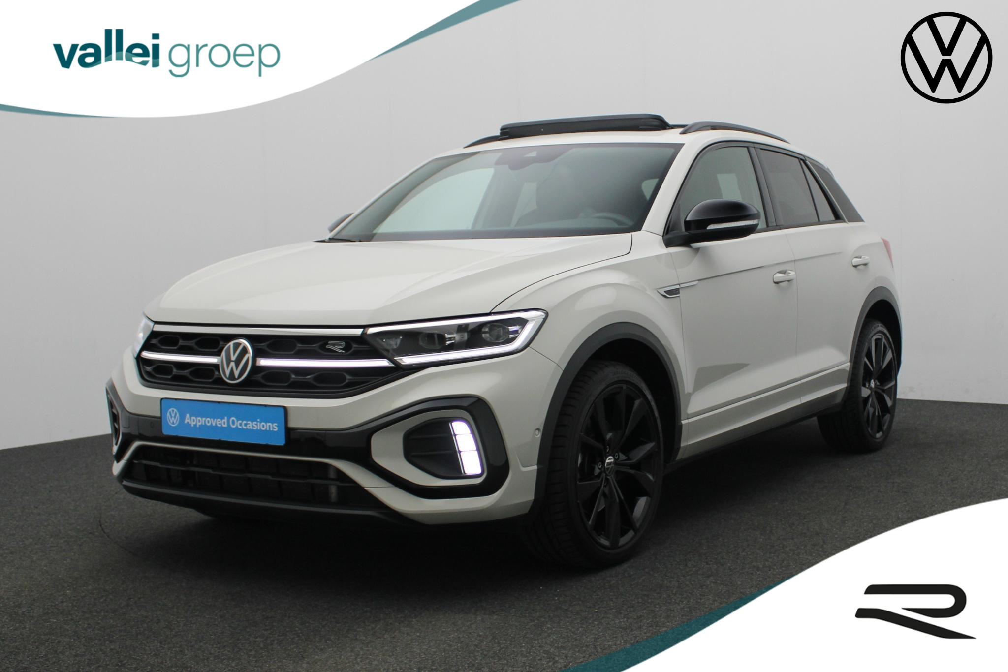 Volkswagen T-Roc 1.5 TSI 150PK DSG R-Line Black Style | Pano | IQ Light | Keyless | BEATS | Camera | 19 inch | ACC | Navi | Apple Carplay / Android Auto