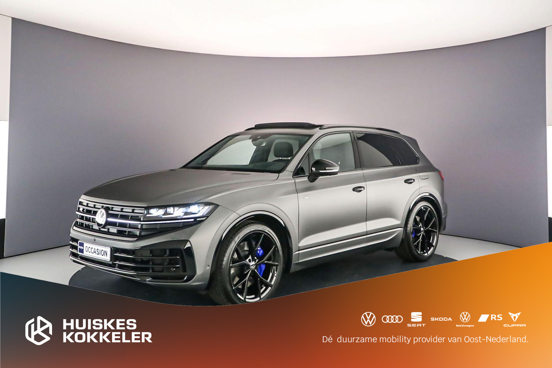 Volkswagen Touareg R 3.0 TSI eHybrid 462pk Tiptronic Trekhaak, Panoramadak, Lederen bekleding, Luchtvering, Head up display, LED matrix verlichting, 360 camera, Adaptive cruise control