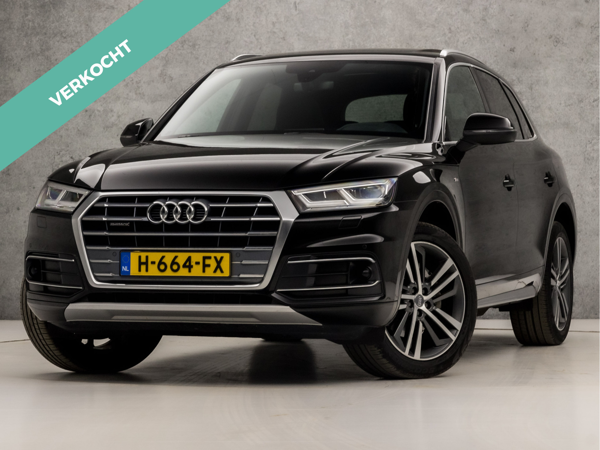 Audi Q5 45 TFSI quattro S-Line Sport 245Pk (PANORAMADAK, S-LINE, VIRTUAL COCKPIT, GROOT NAVI, ELEK SPORTSTOELEN, STOELVERWARMING, KEYLESS, LEDER, GETINT GLAS, ELEK ACHTERKLEP, ZWART HEMEL, NIEUWSTAAT)