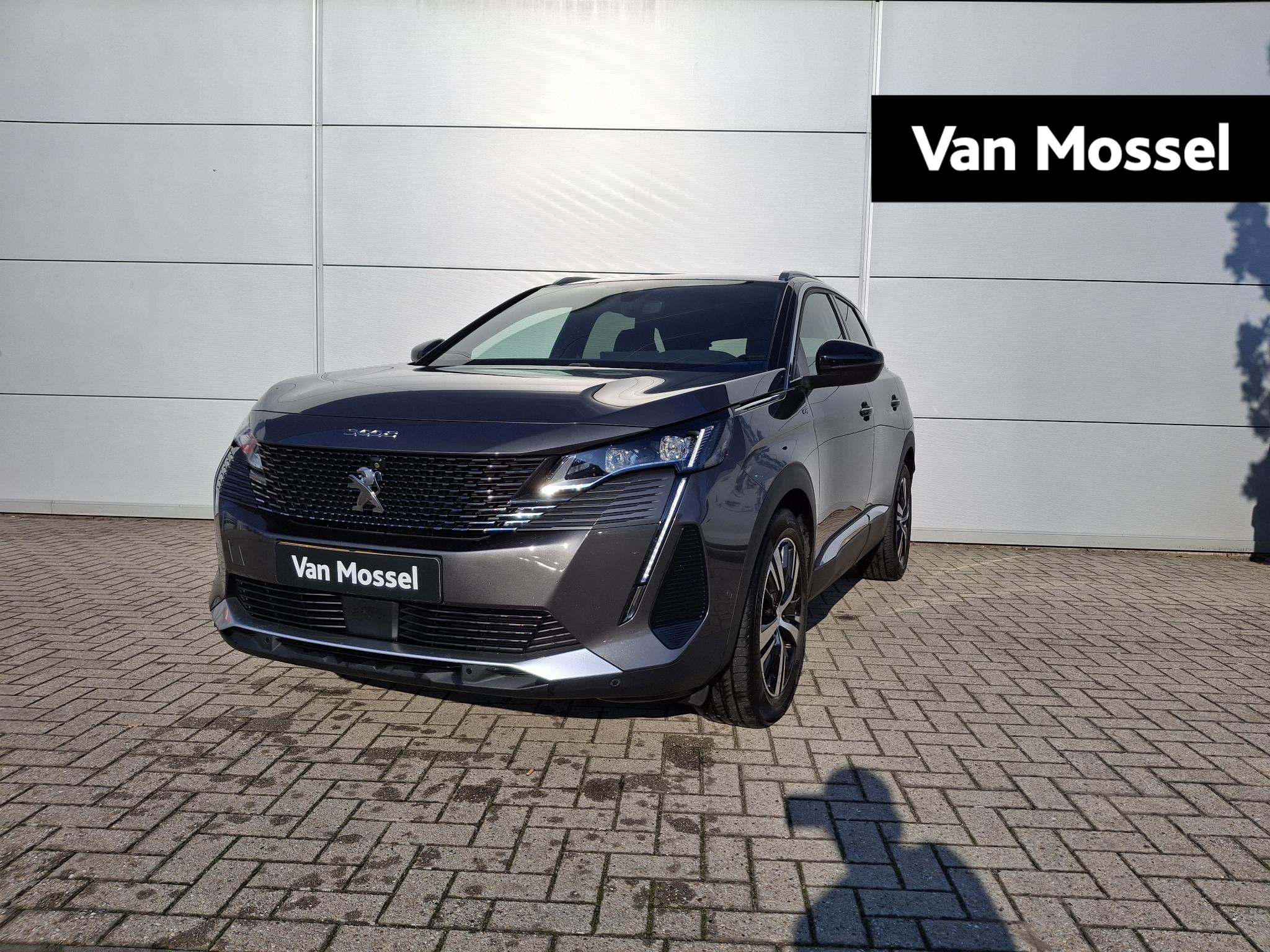 Peugeot 3008 1.2 PureTech GT | Alcantara bekleding | Camera voor & achter | Navigatie | Unieke KM stand