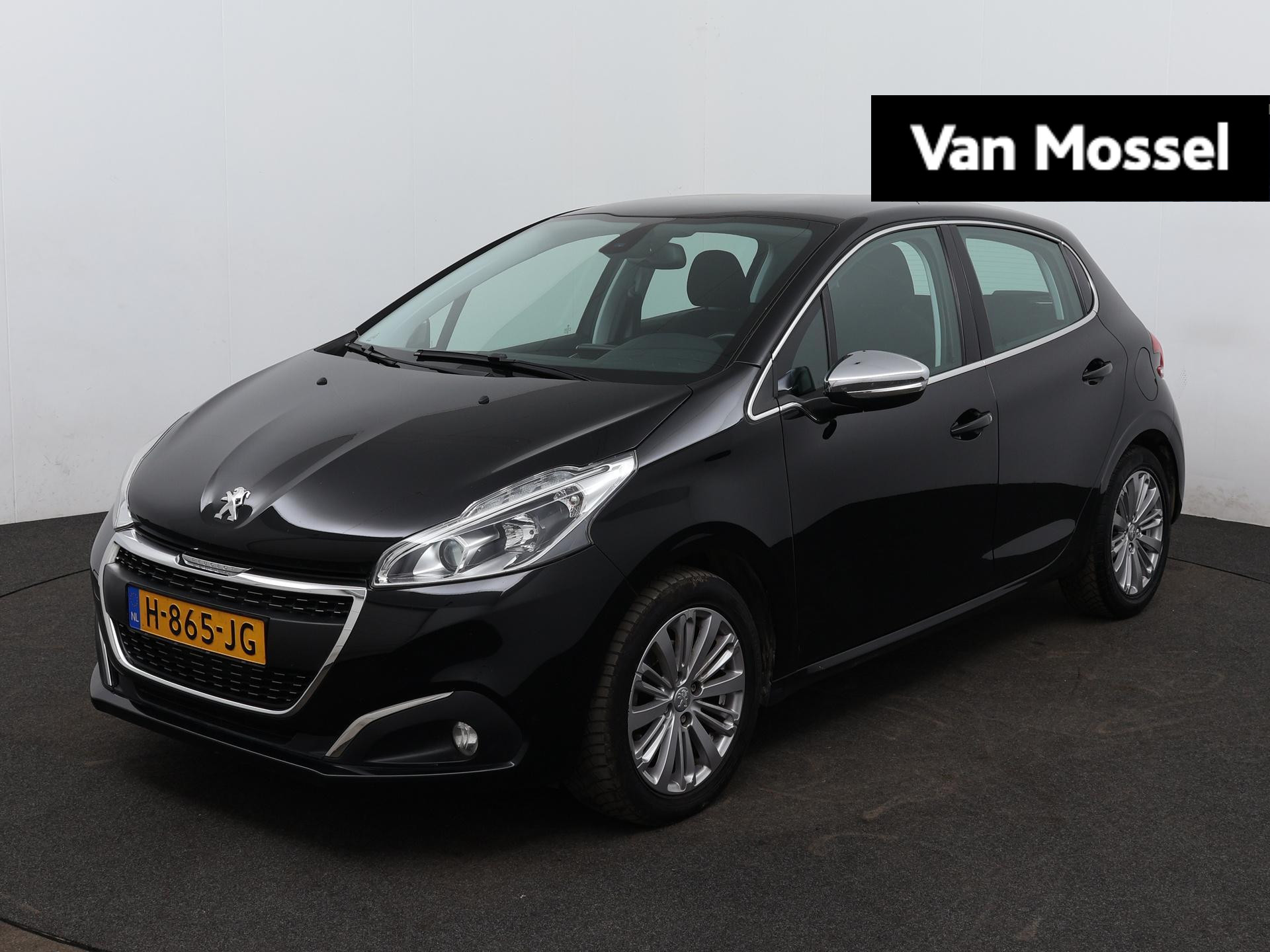 Peugeot 208 1.2 PureTech Allure | Parkeersensoren | lichtmetalen velgen | Climate control