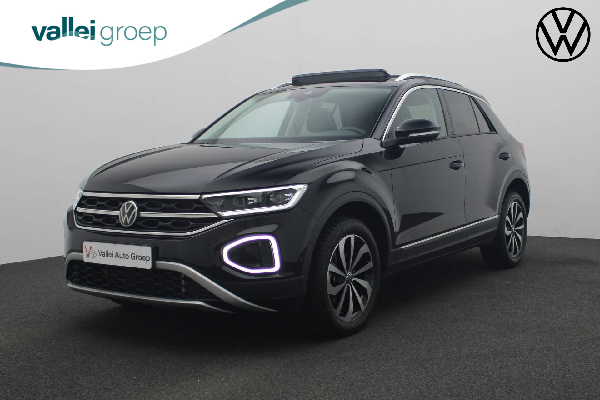 Volkswagen T-Roc 1.5 TSI 150PK DSG Style | Pano | Trekhaak | Camera | Navi | Stuur-stoelverwarming | ACC | Keyless Entry | Apple Carplay / Android Auto