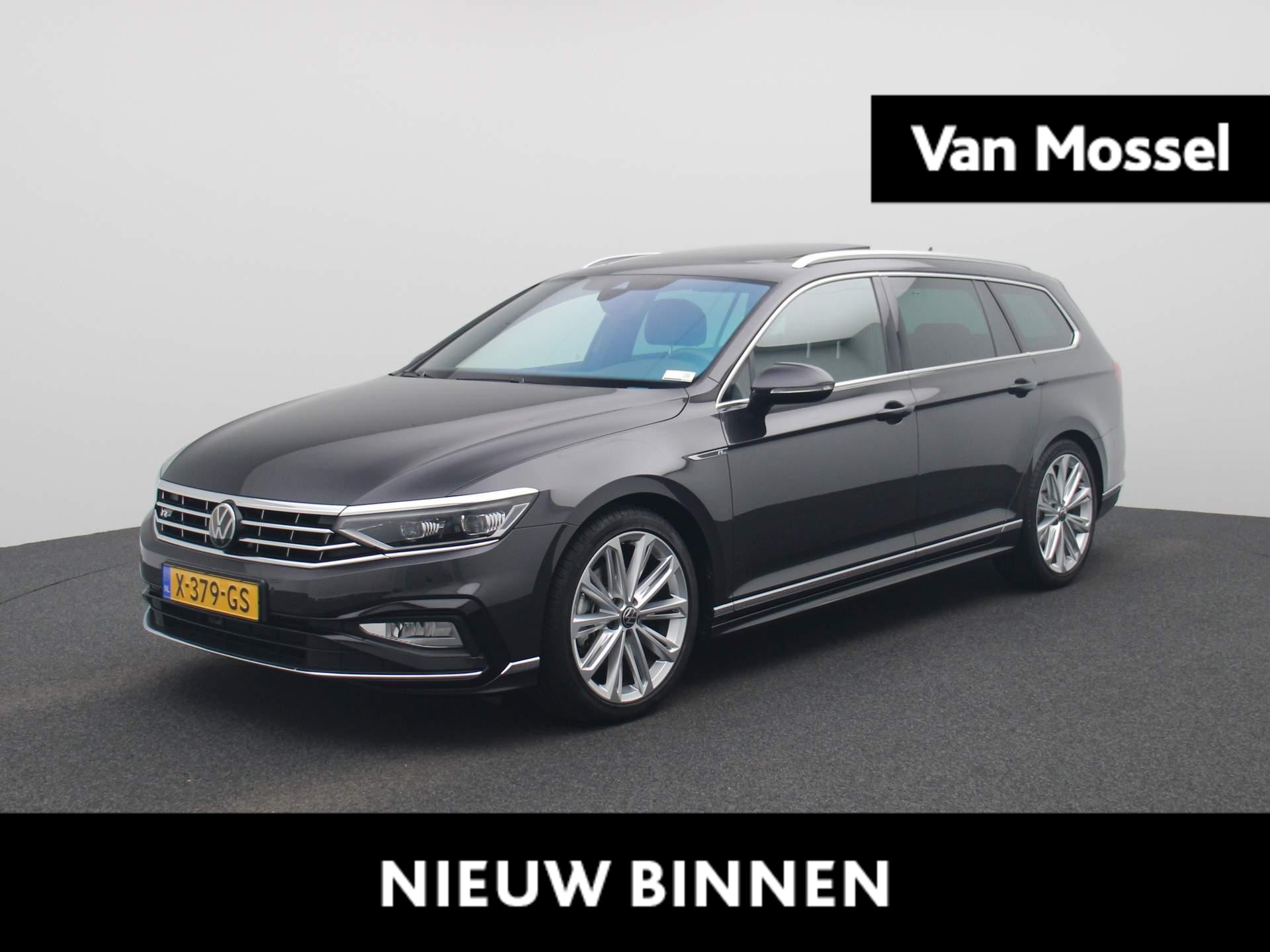 Volkswagen Passat Variant 1.5 TSI R-Line Business + 150 PK DSG | Apple Carplay | Panoramadak | Ergo-Active Voorstoelen Elektrisch Verstelbaar | Achteruitrijcamera  | Stoelverwarming | Keyless | Discover Pro | Digital Cockpit Pro | Navigatie | LED+ Koplampen |