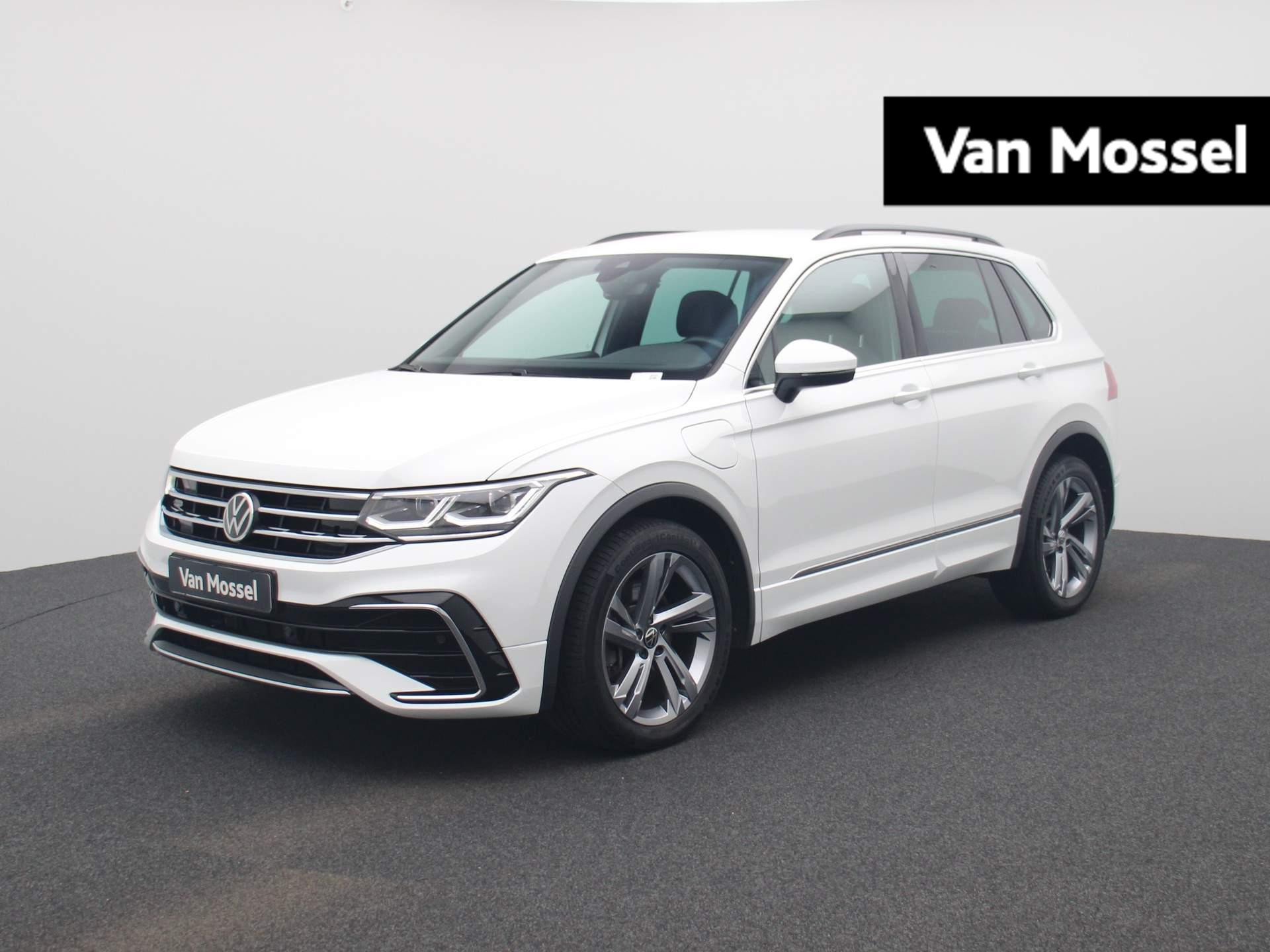 Volkswagen Tiguan 1.4 TSI eHybrid R-Line Business 245 PK | R-line | Automaat | Navigatie | Camera | Adaptive Cruise Control | Climate Control | Stoelverwarming | Parkeersensoren | Lichtmetalen velgen | Privacy glass |