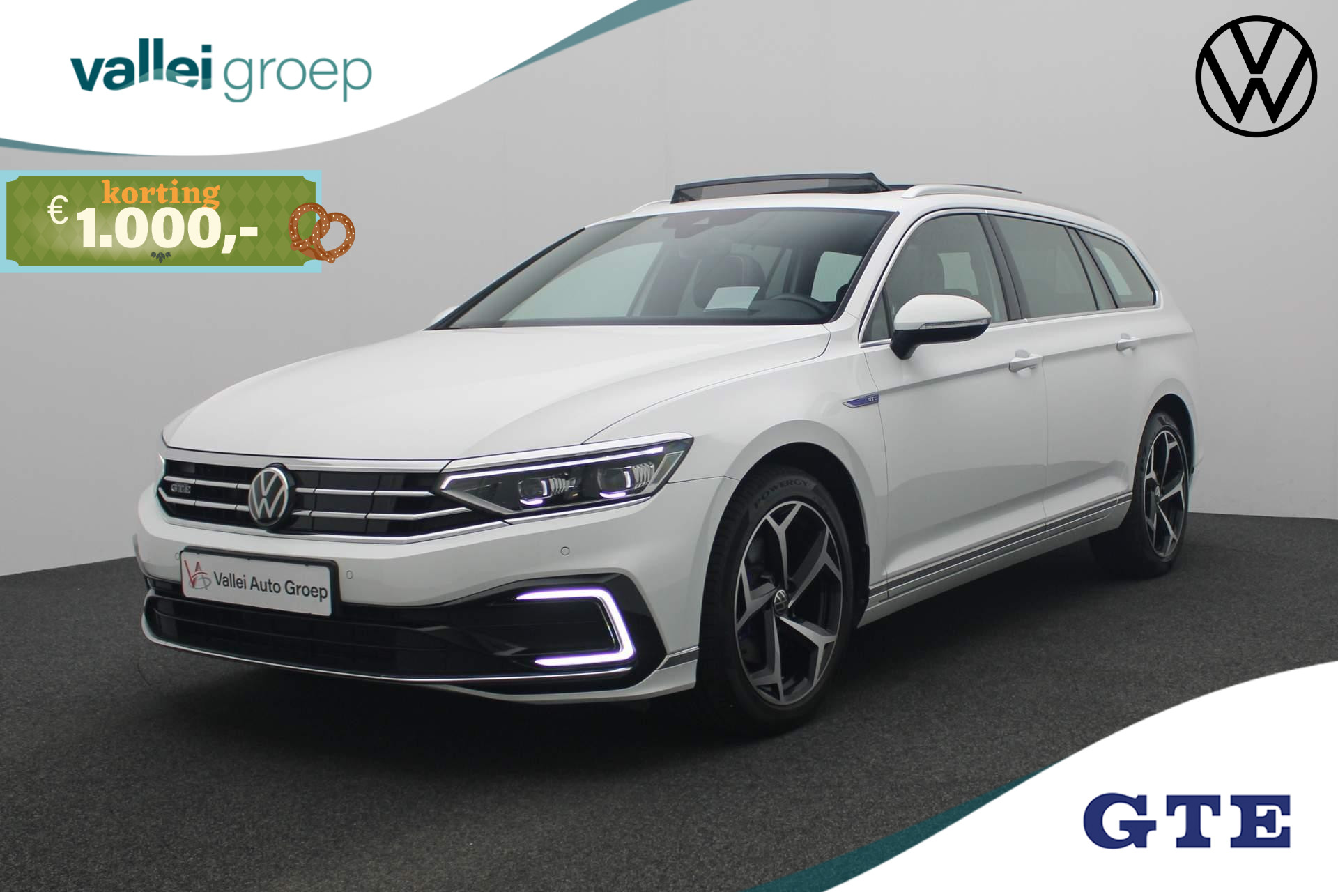 Volkswagen Passat Variant 1.4 TSI 218PK DSG PHEV GTE Business | Pano | Leder | IQ Light | Adaptief onderstel | Stoelverwarming | HUD | Camera | Standkachel