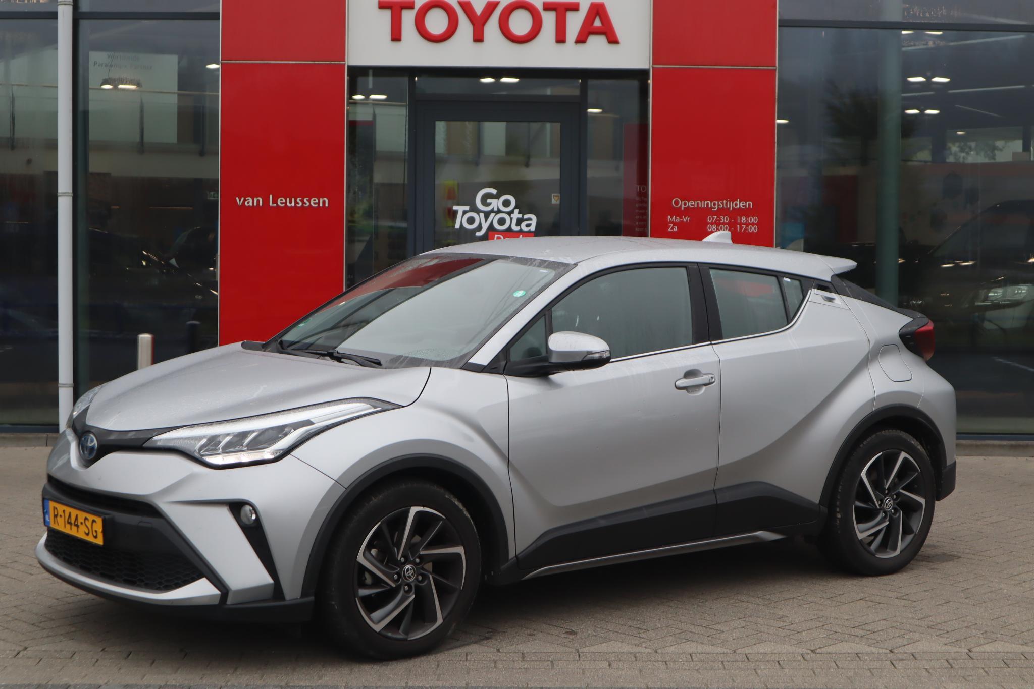 Toyota C-HR 2.0 HYBRID DYNAMIC 184PK NAVI KEYLESS APPLE/ANDROID AD-CRUISE PARKSENSOREN 18"LMV NL-AUTO